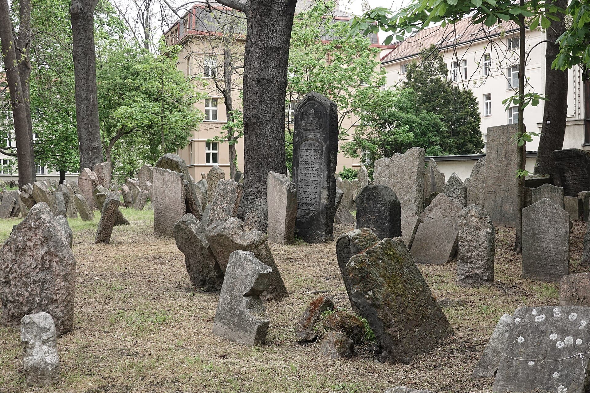Old Jewish Cemetery, Prague