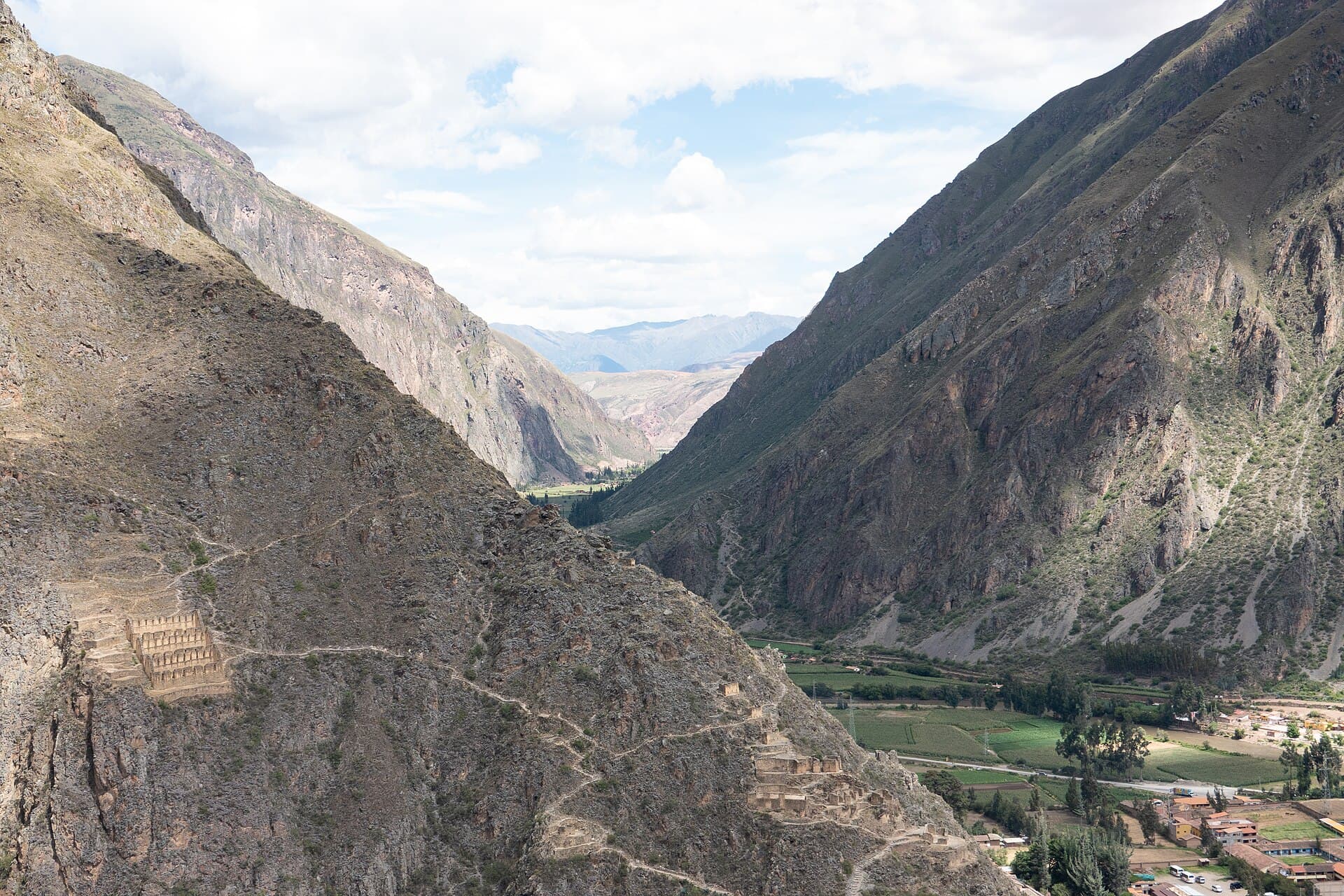 Ollantaytambo Fortress and Inca Town, Sacred Valley