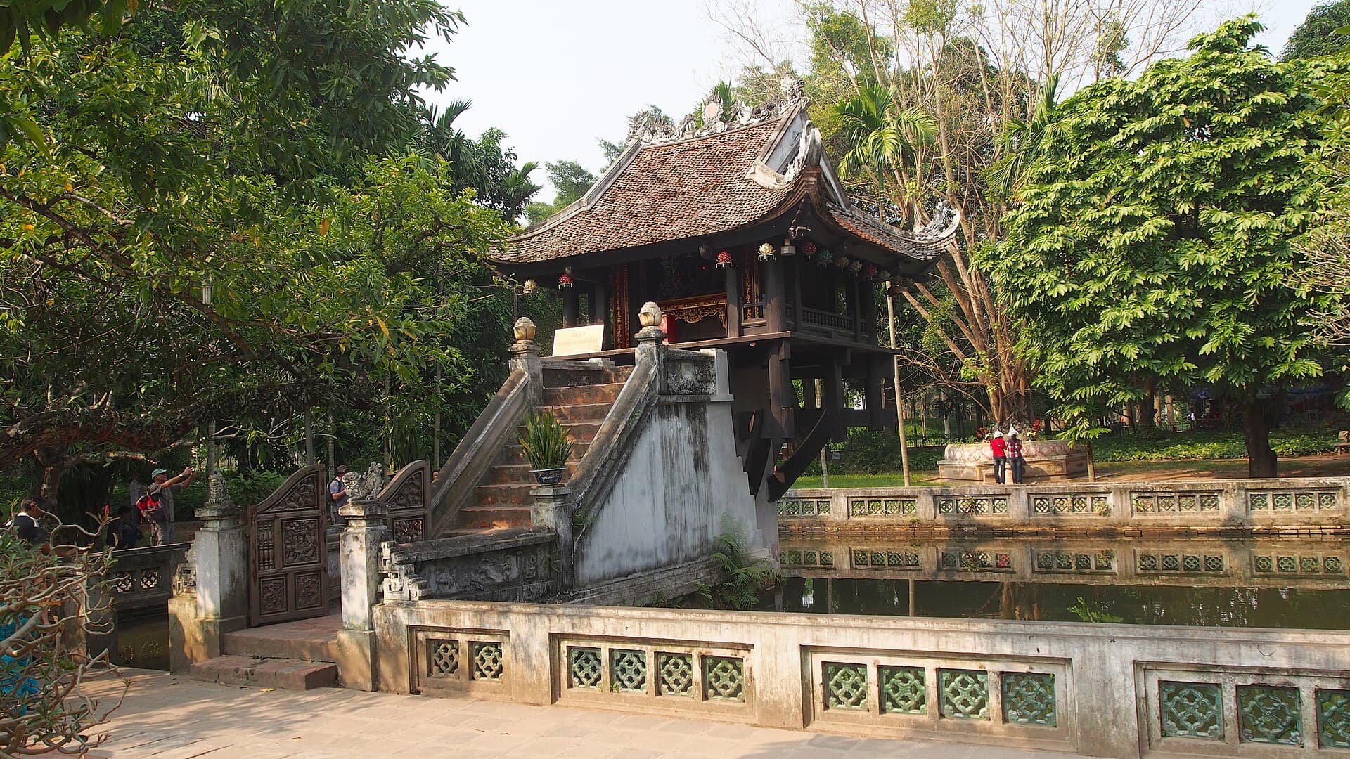 One Pillar Pagoda, Hanoi