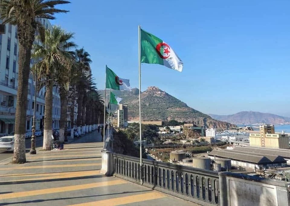 Seafront (Front de Mer)