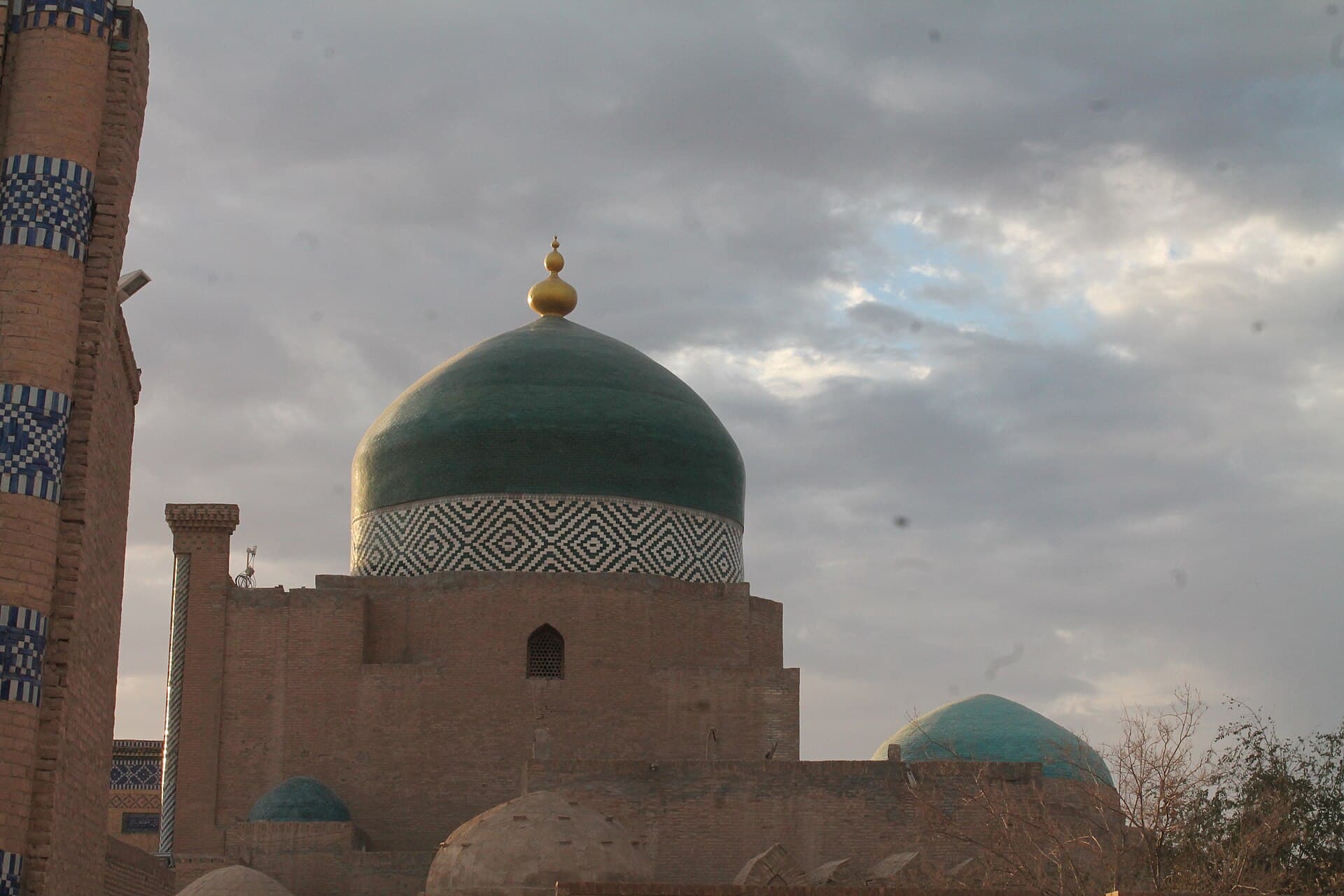 Pahlavan Mahmud Mausoleum