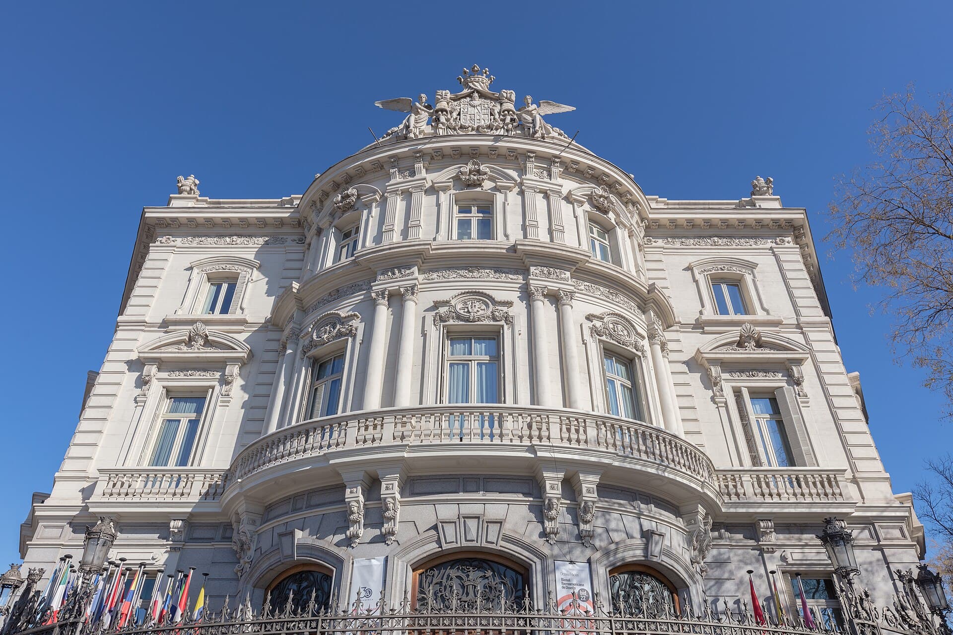 Palacio de Linares, Madrid