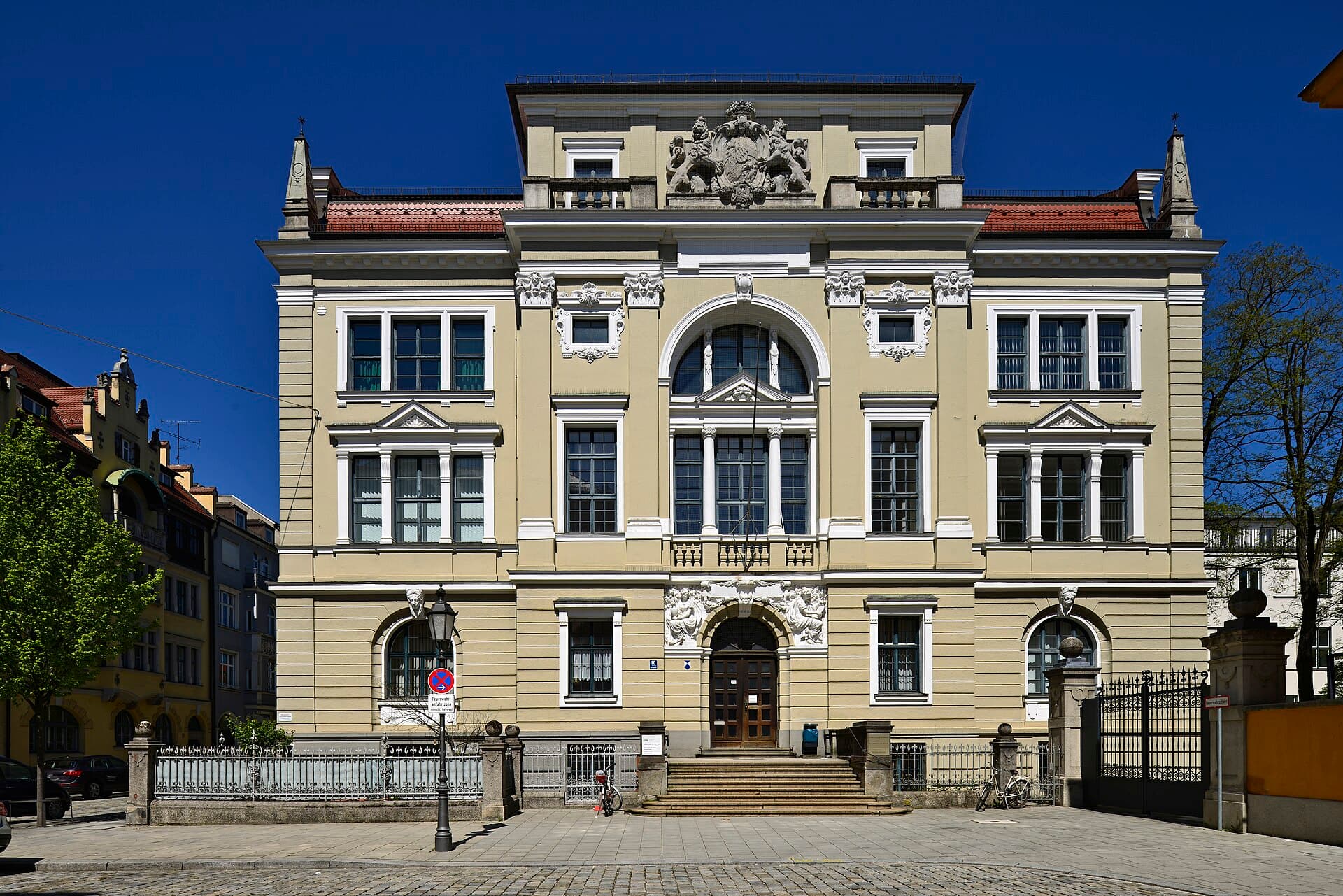 The Palaeontological Museum, Munich