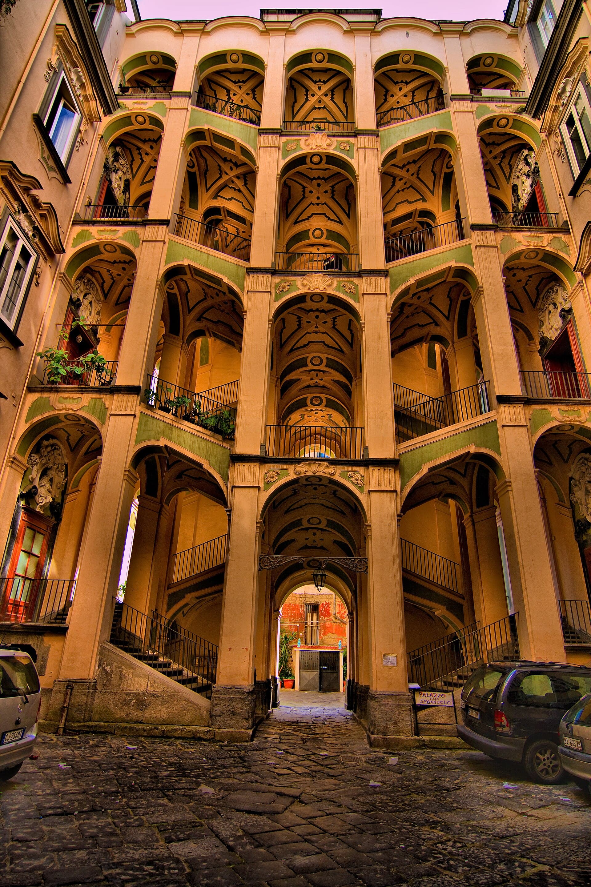 Palazzo dello Spagnolo, Naples