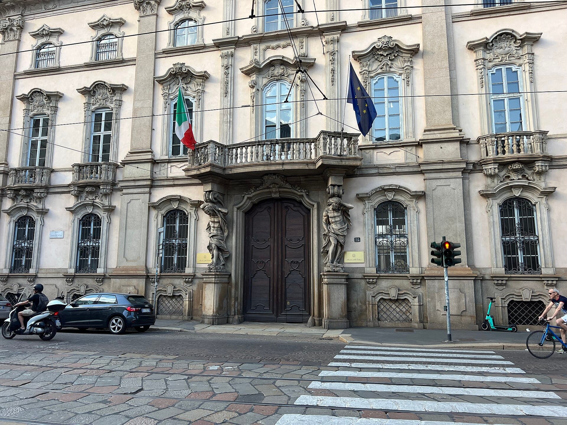 Palazzo Litta, Milan