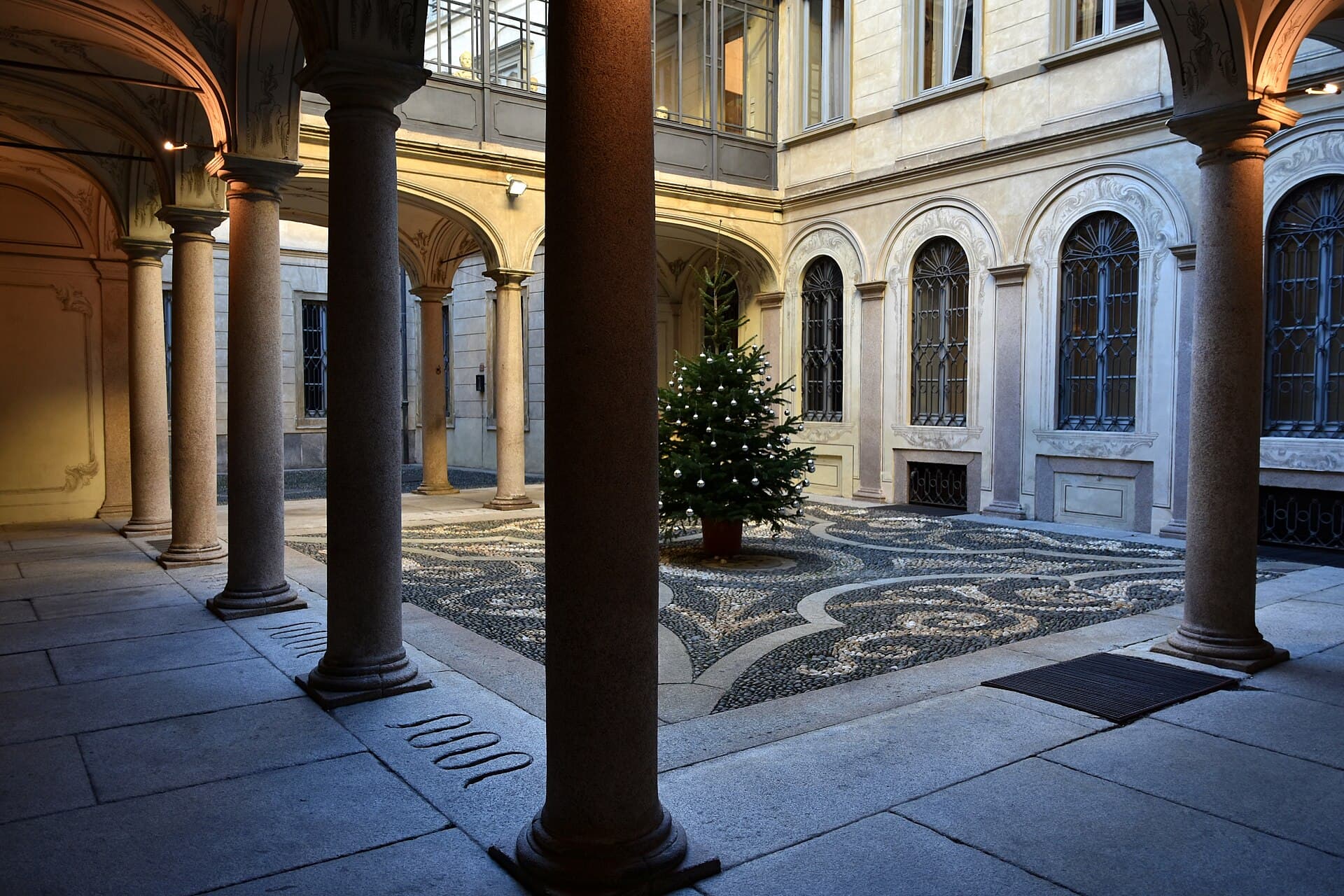 Palazzo Morando, Milan