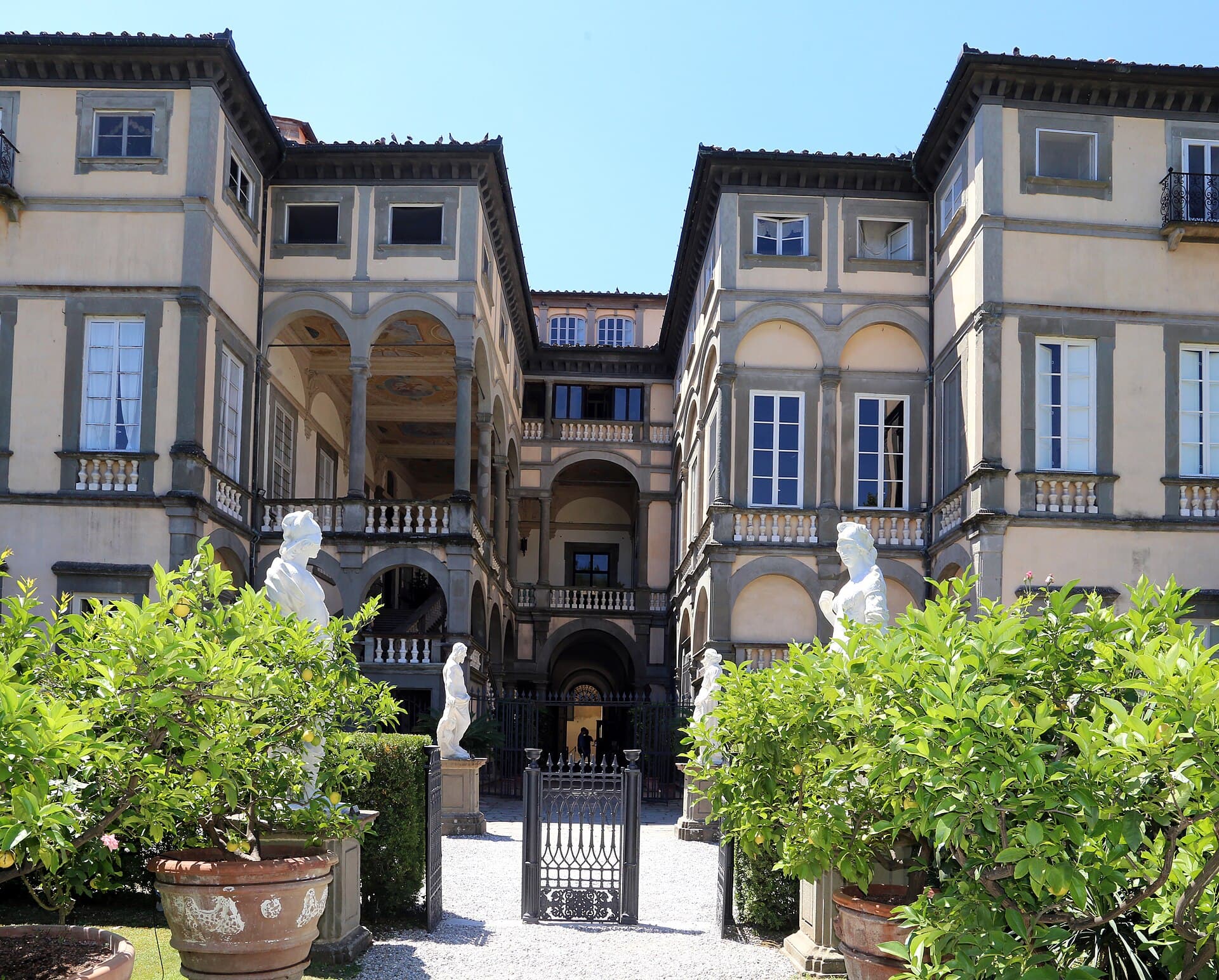 Palazzo Pfanner, Lucca
