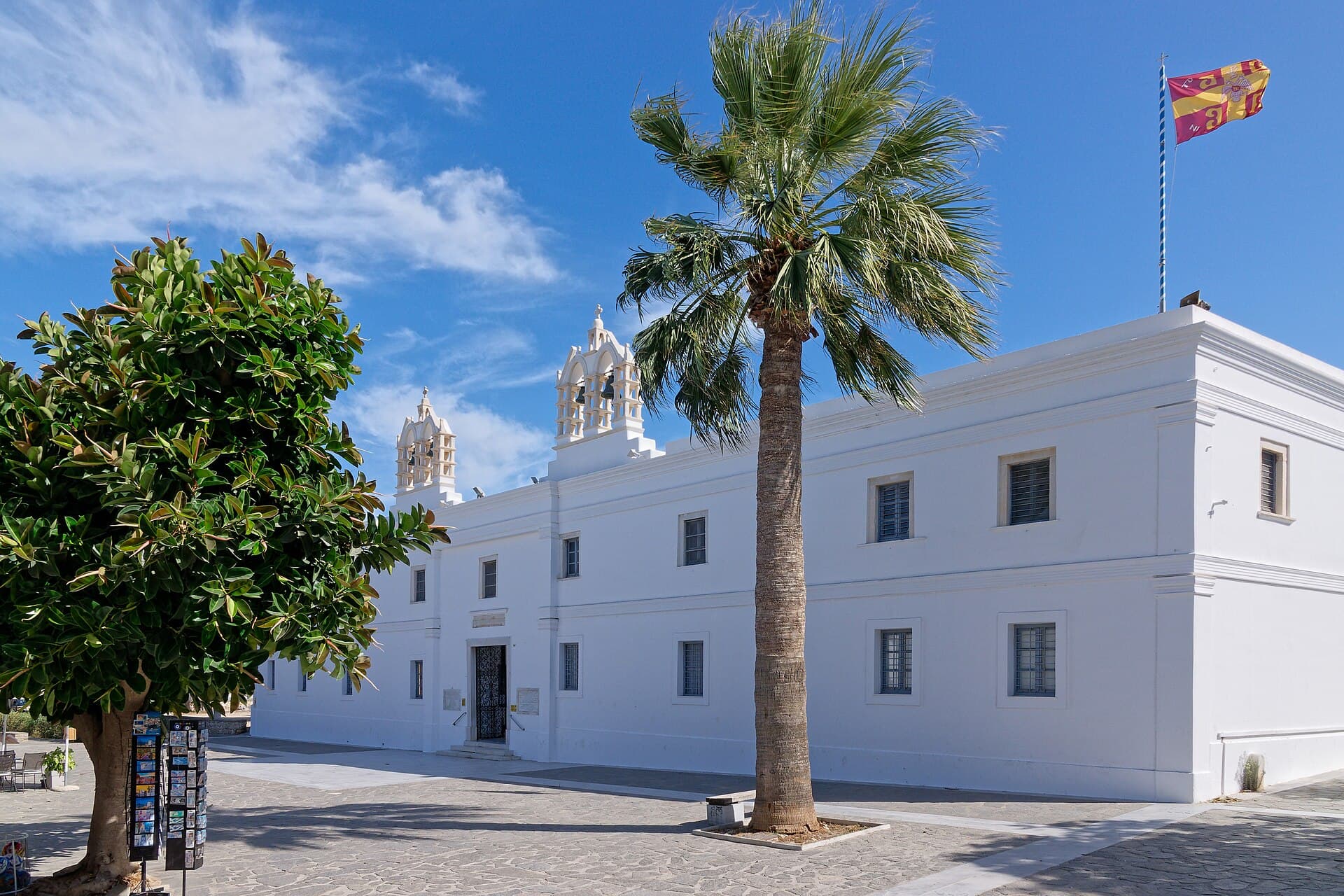 Panagia Ekatontapiliani, Paros