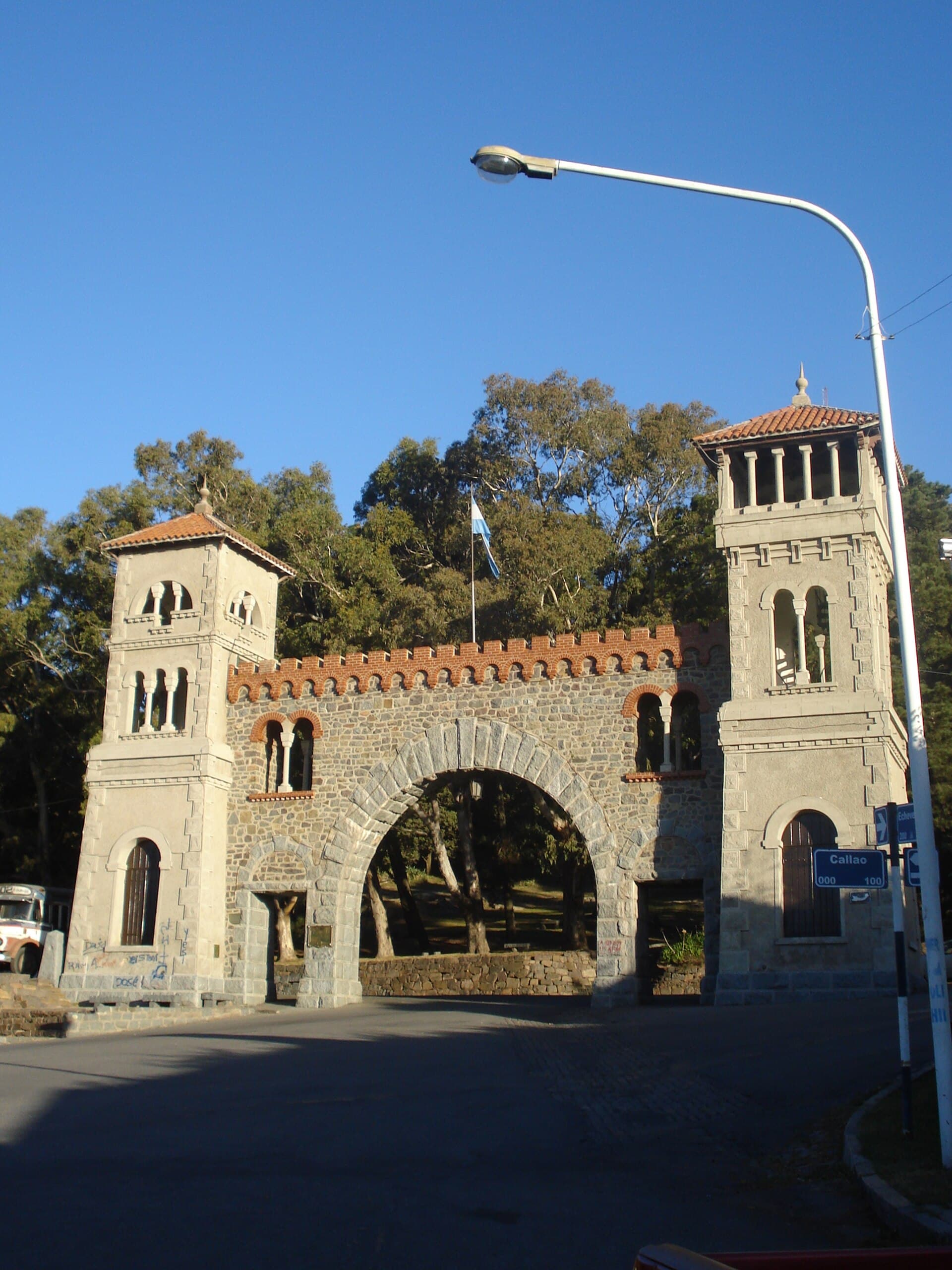 Parque Independencia and the Moorish Castle (Tandil), Tandil