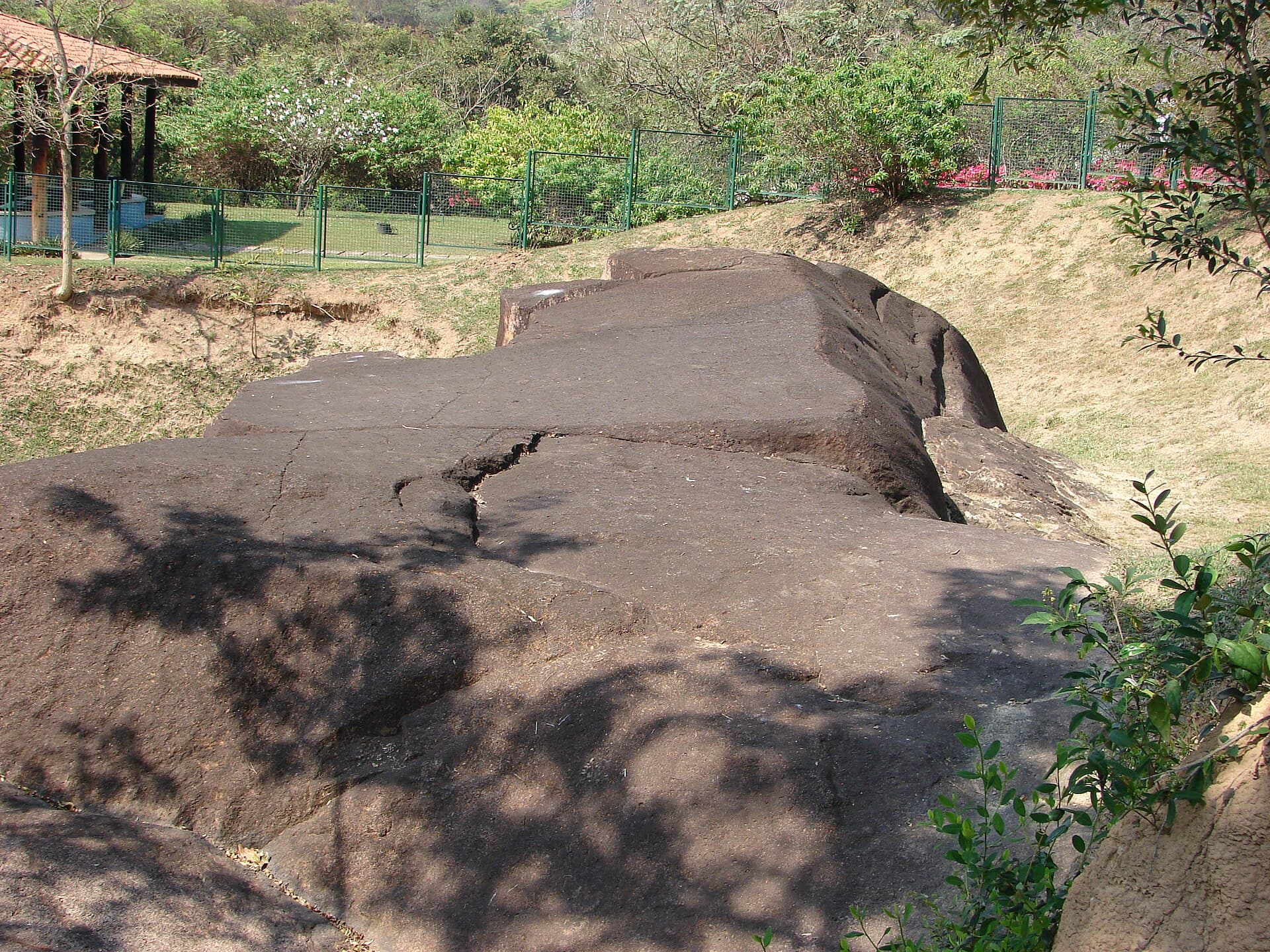 Parque da Rocha Moutonnée, Salto