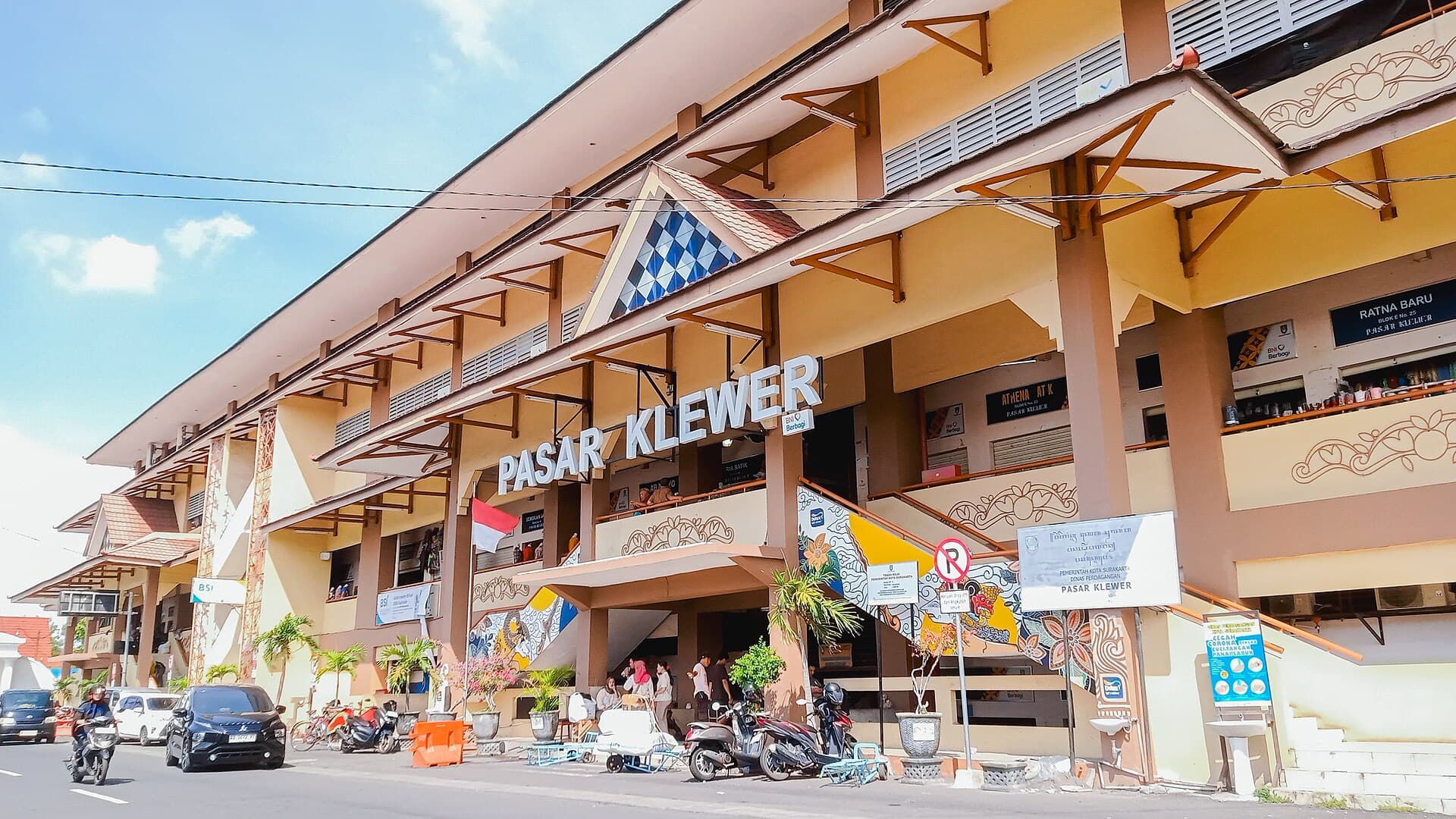 Pasar Klewer Batik Market