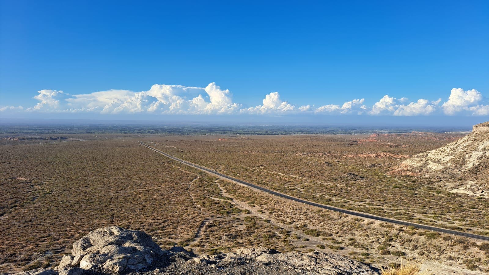 Paso Córdoba and the Yellow Valley of the Moon, Neuquén