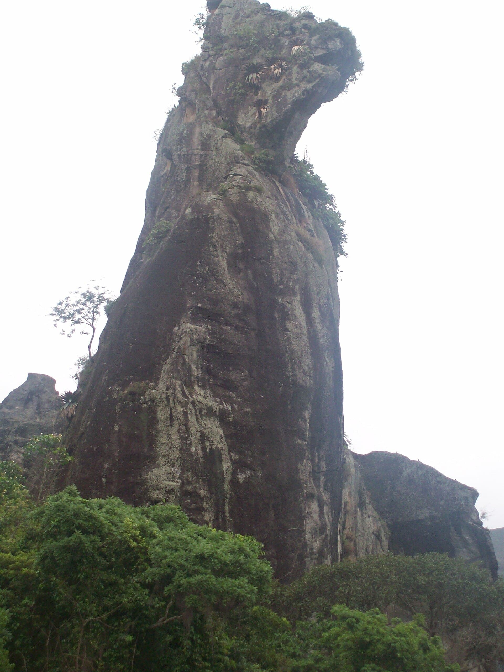 Pedra do Cão Sentado and Furnas do Catete Park, Nova Friburgo