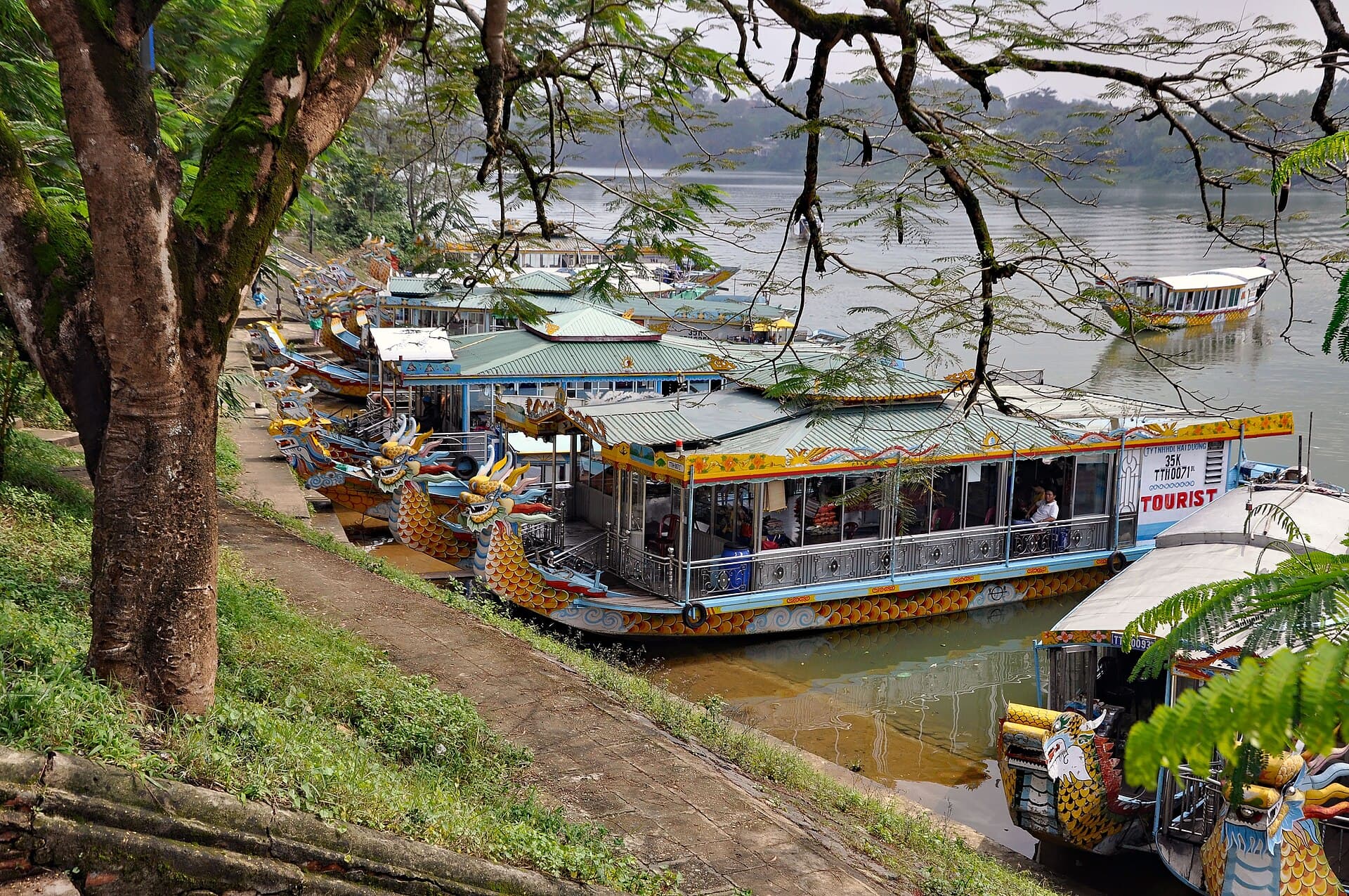Perfume River, Hue