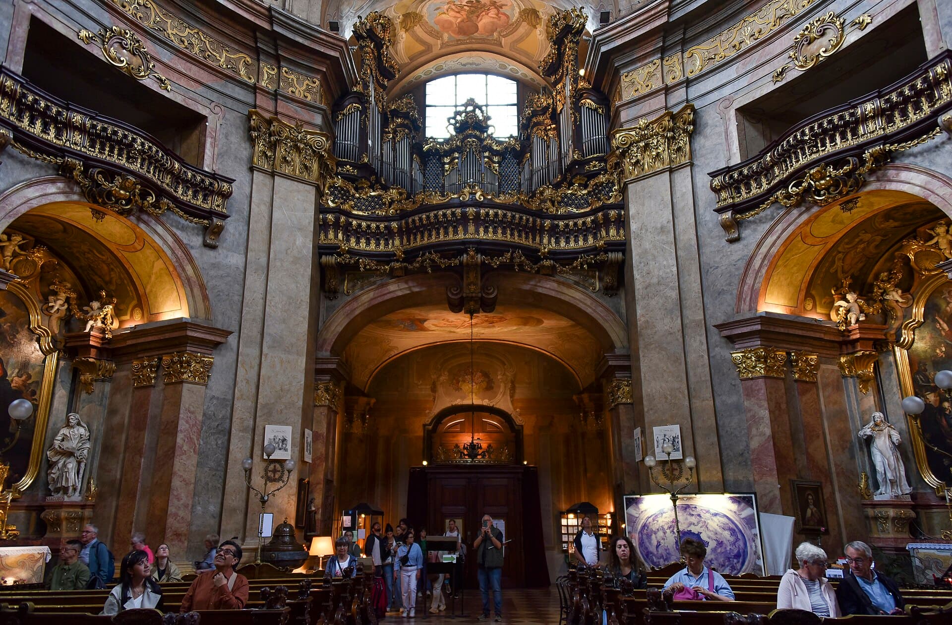 St. Peter's Church, Vienna