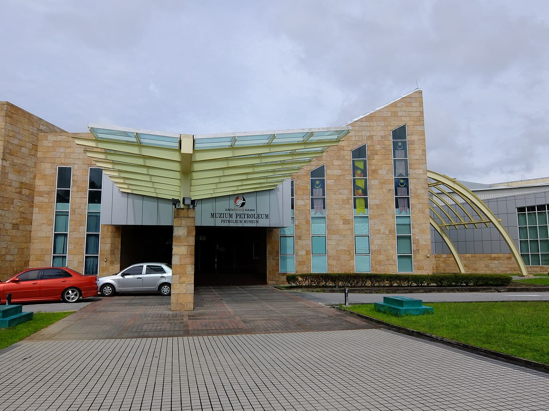 The Petroleum Museum and the Grand Old Lady, Miri