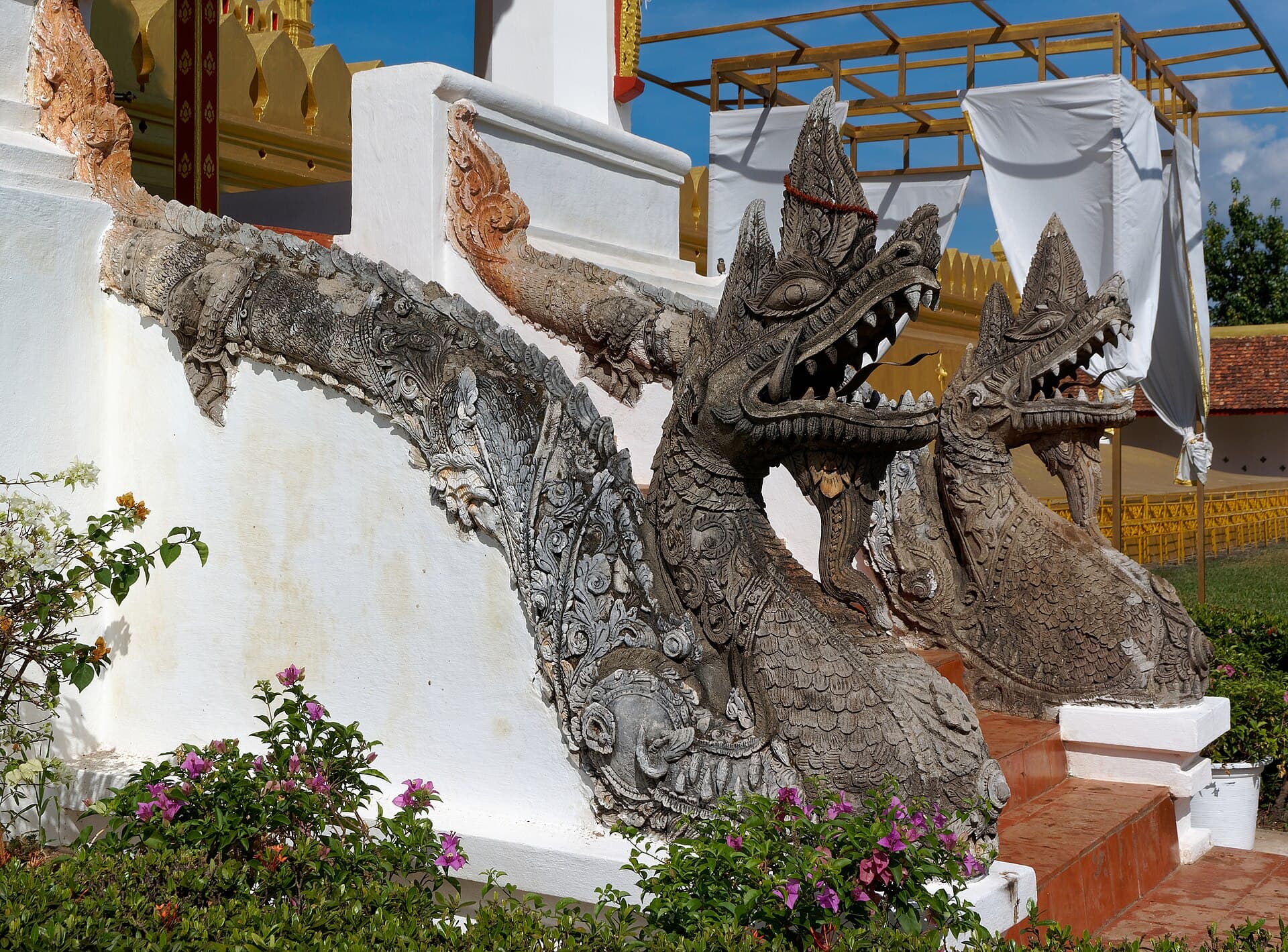 The golden Pha That Luang