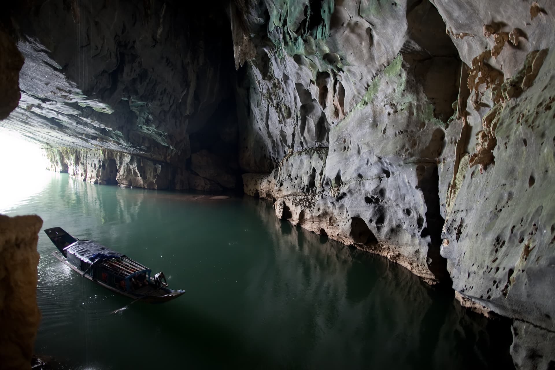 Phong Nha Cave