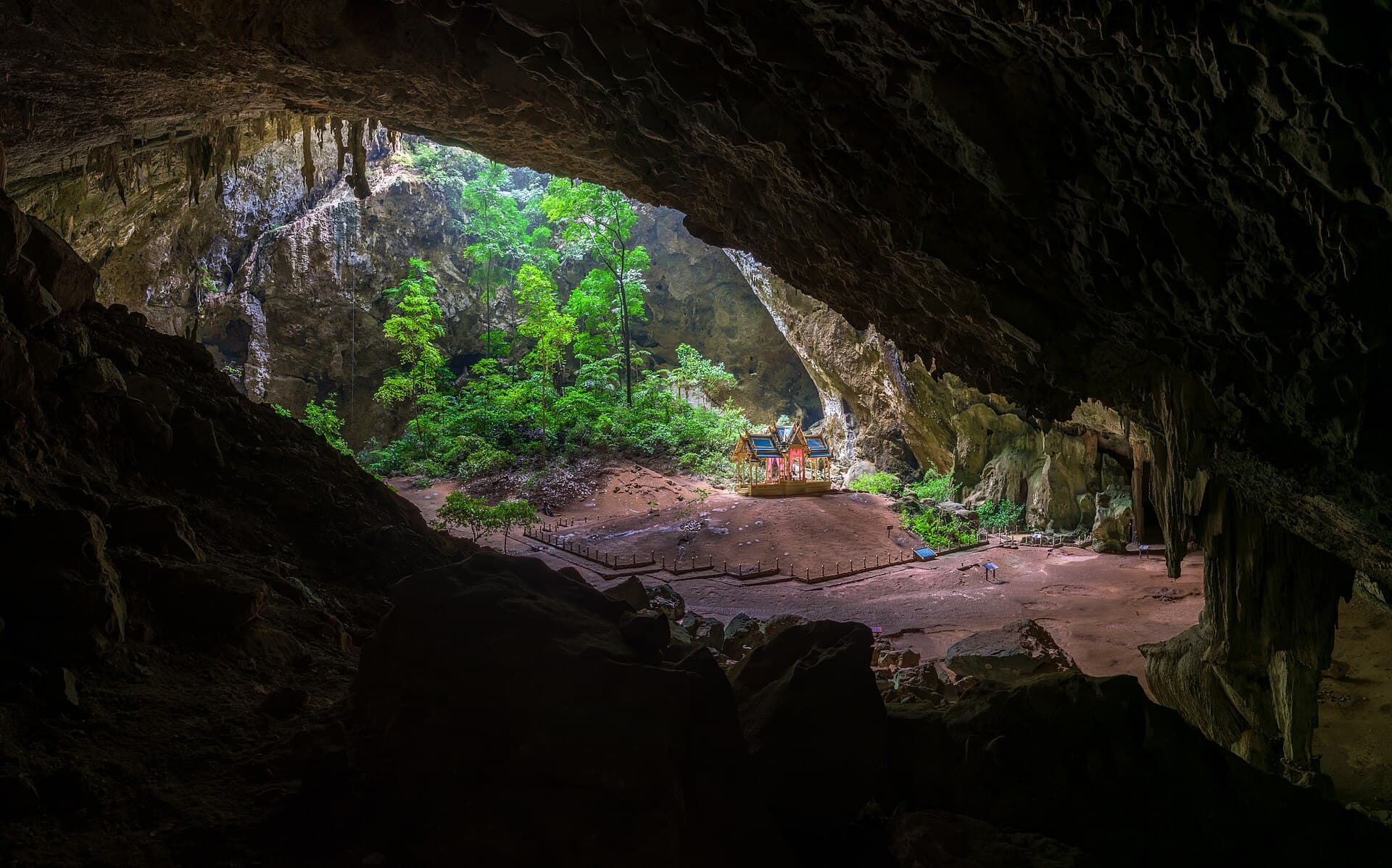 Phraya Nakhon Cave (Sam Roi Yot), Hua Hin