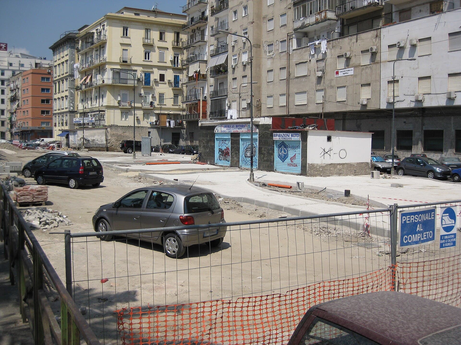 Piazza del Mercato, Naples