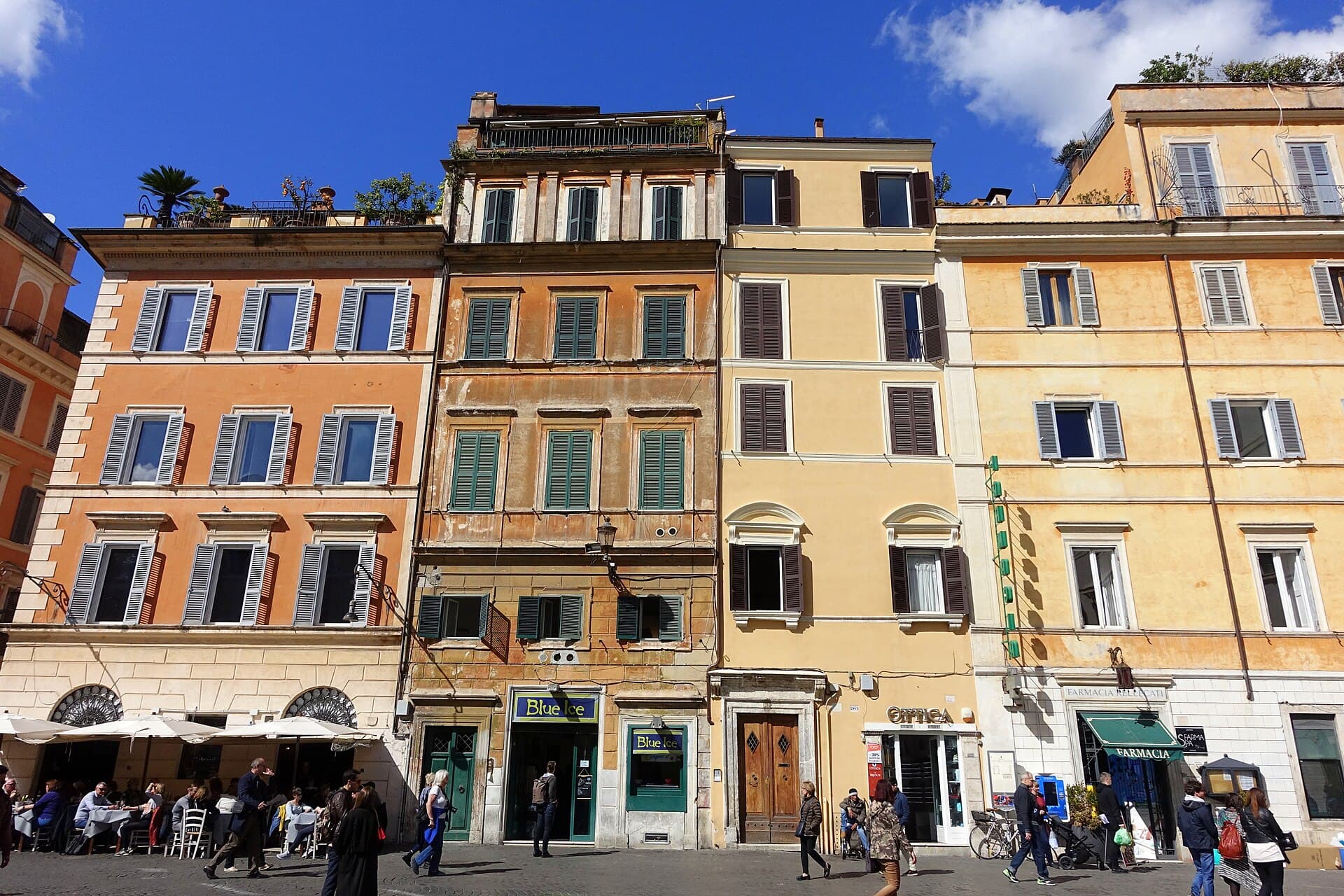 piazza di Santa Maria in Trastevere, Rome