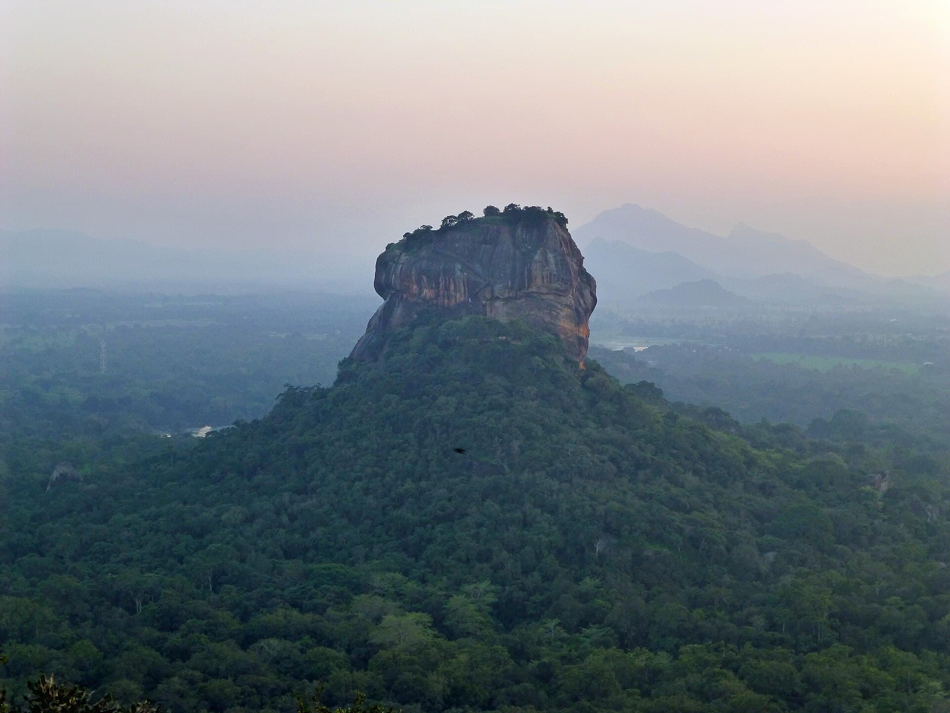 Pidurangala Rock