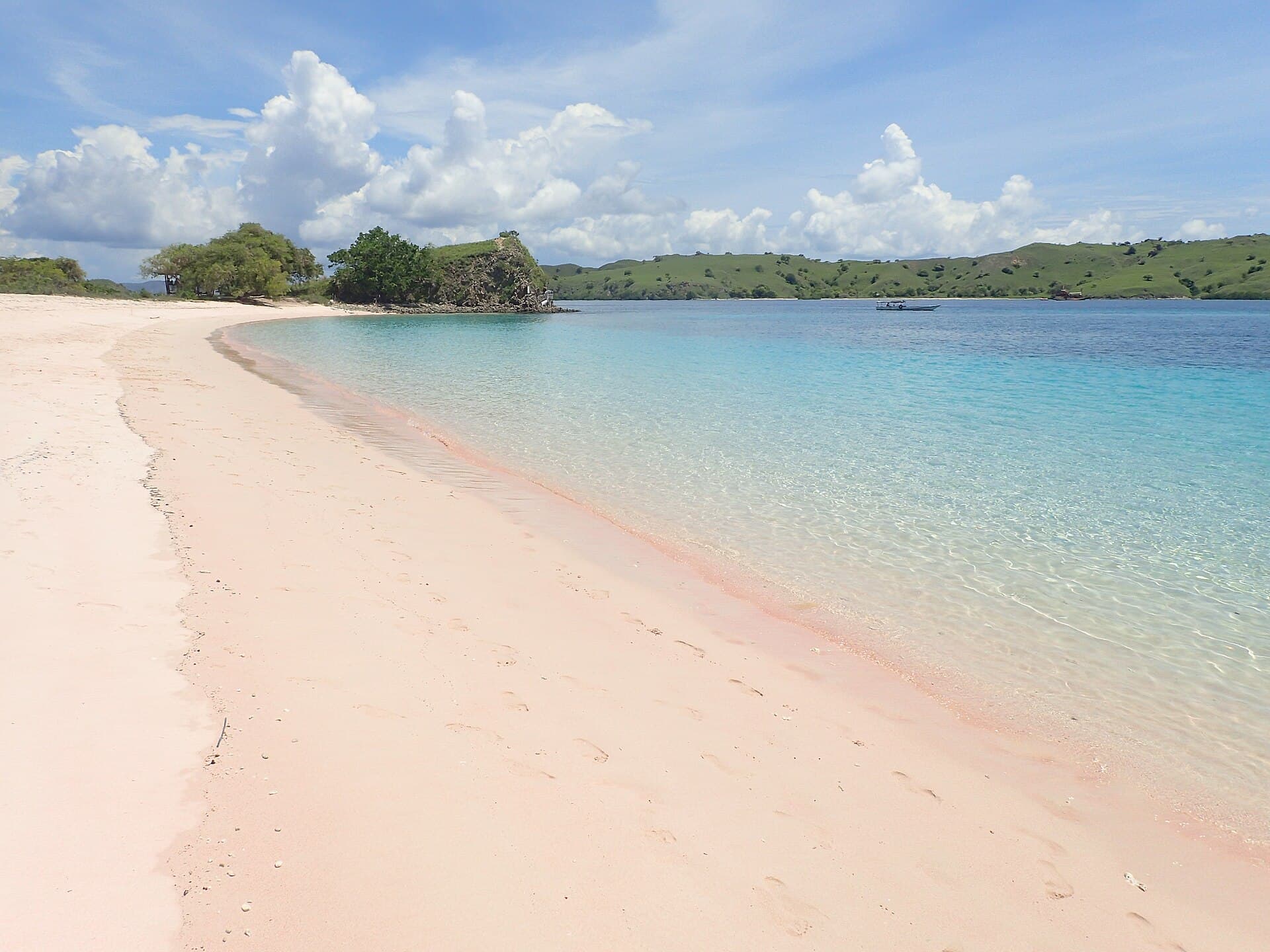 Pink Beach, Komodo