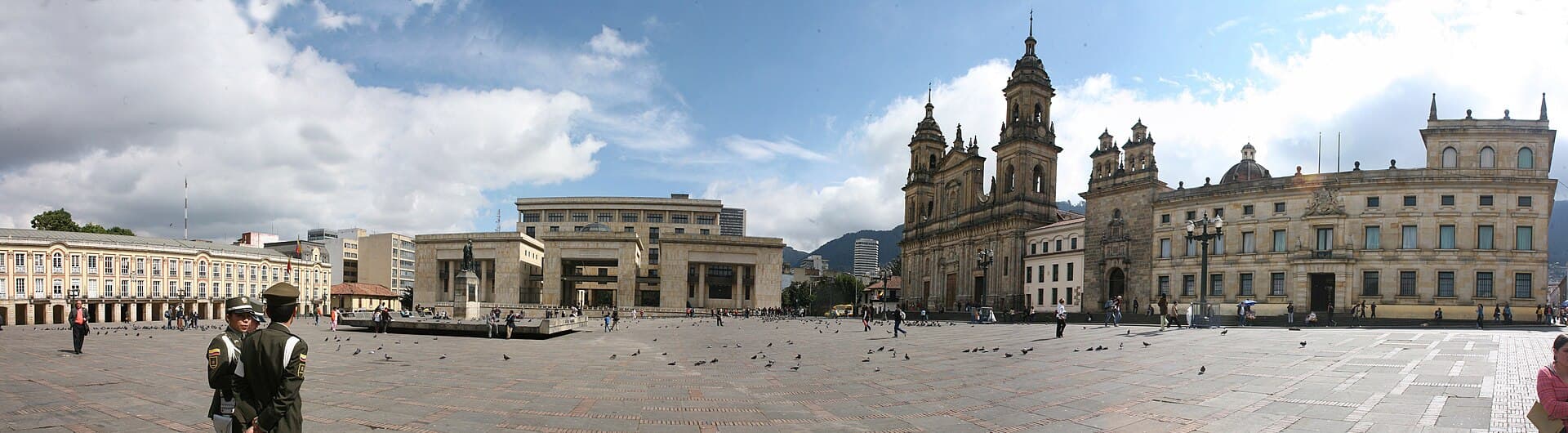 Plaza de Bolívar, Bogotá