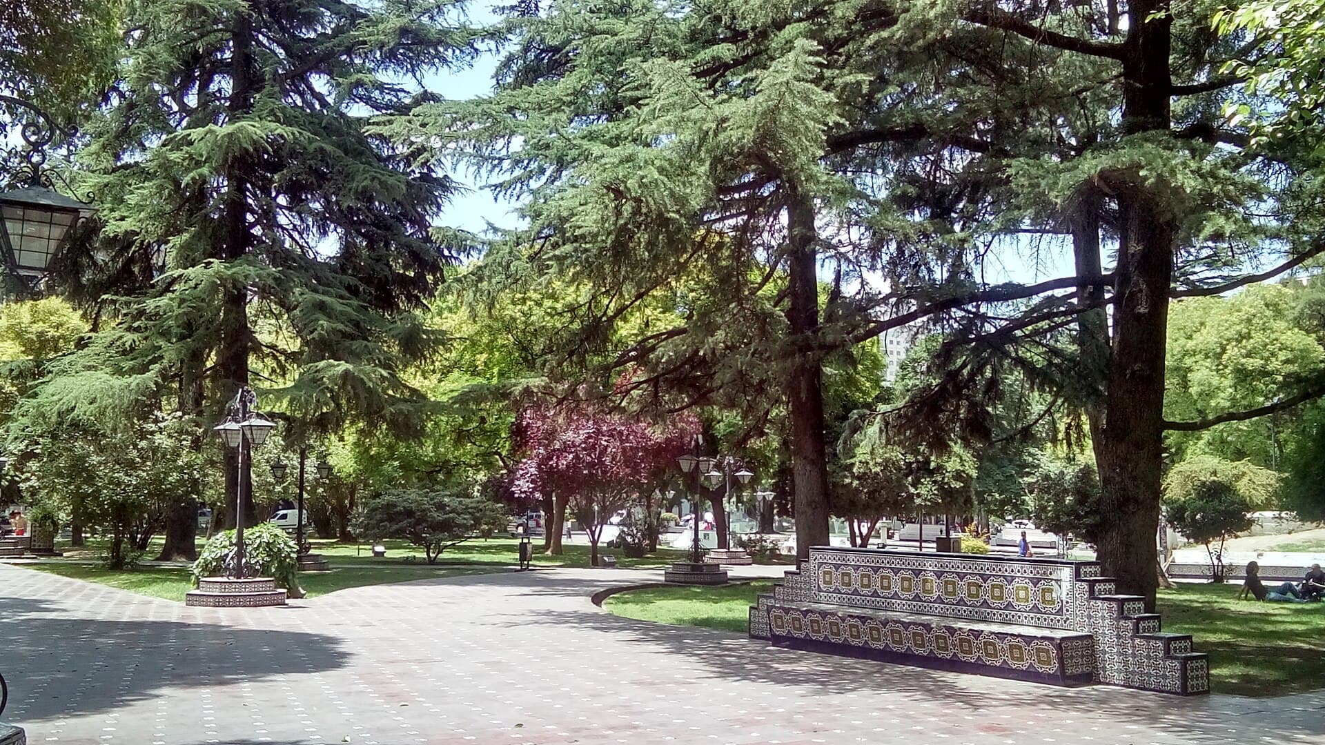 Plaza España (Mendoza), Mendoza
