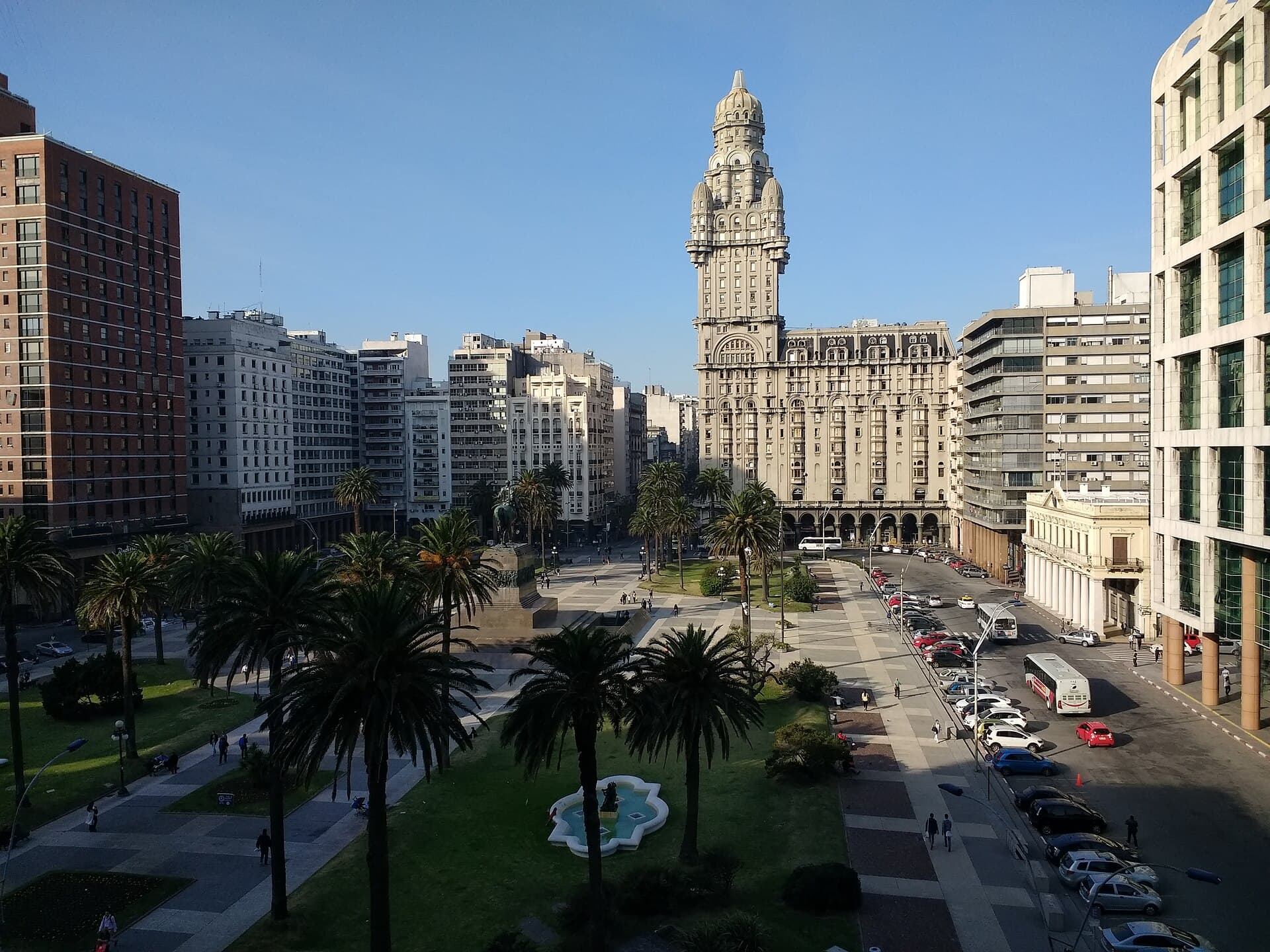 Plaza Independencia, Montevideo