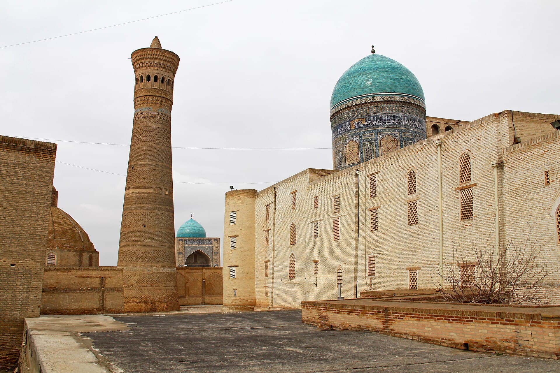 مجمع بوي كلان ومئذنة كلان