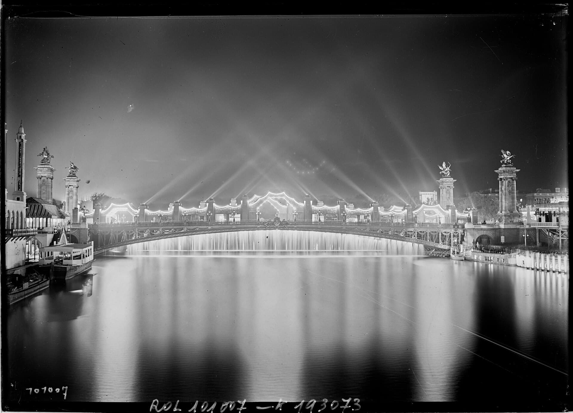 Pont Alexandre III, Paris