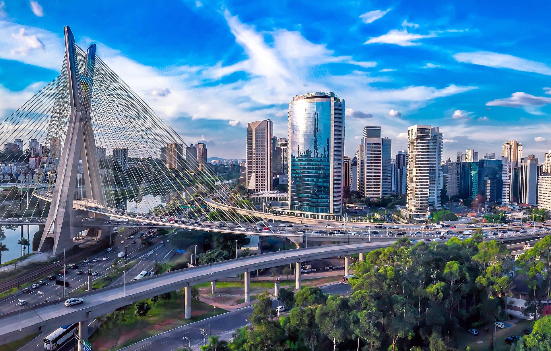 Ponte Estaiada (Octávio Frias de Oliveira Bridge), São Paulo