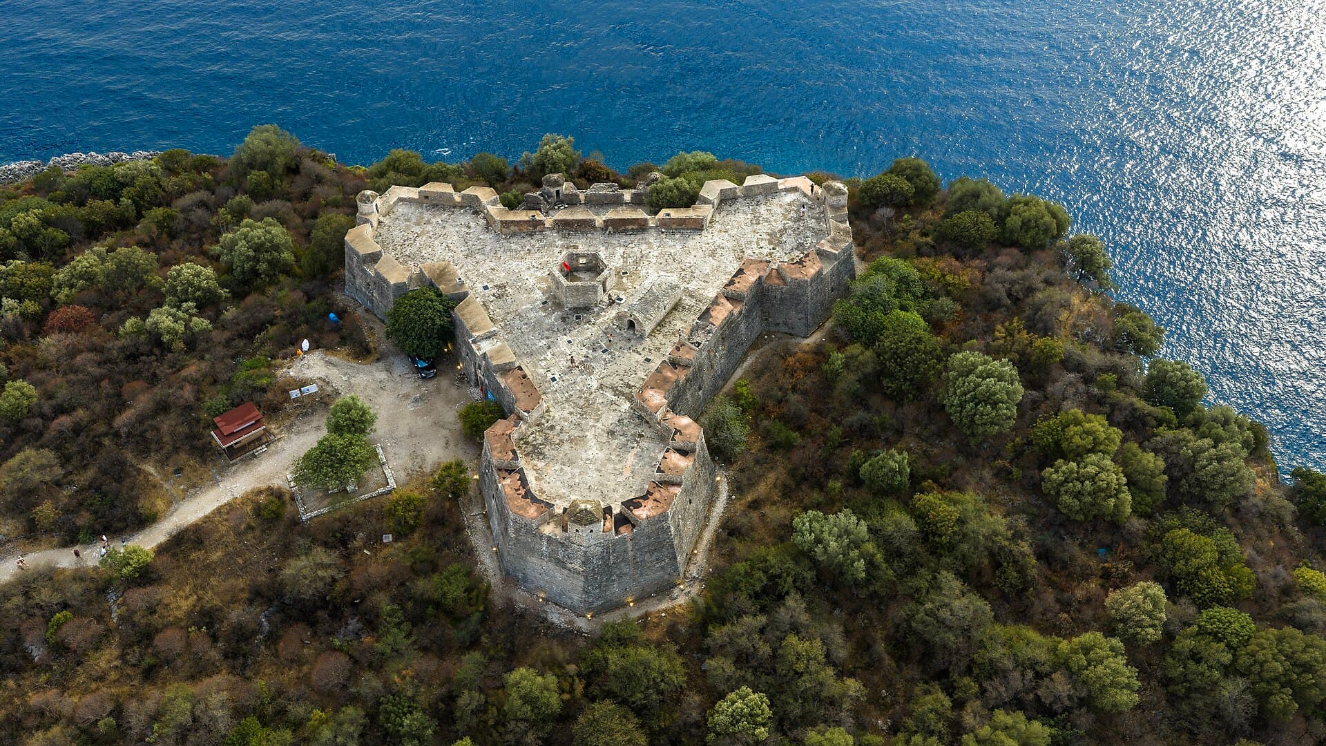 Porto Palermo Castle, Himarë