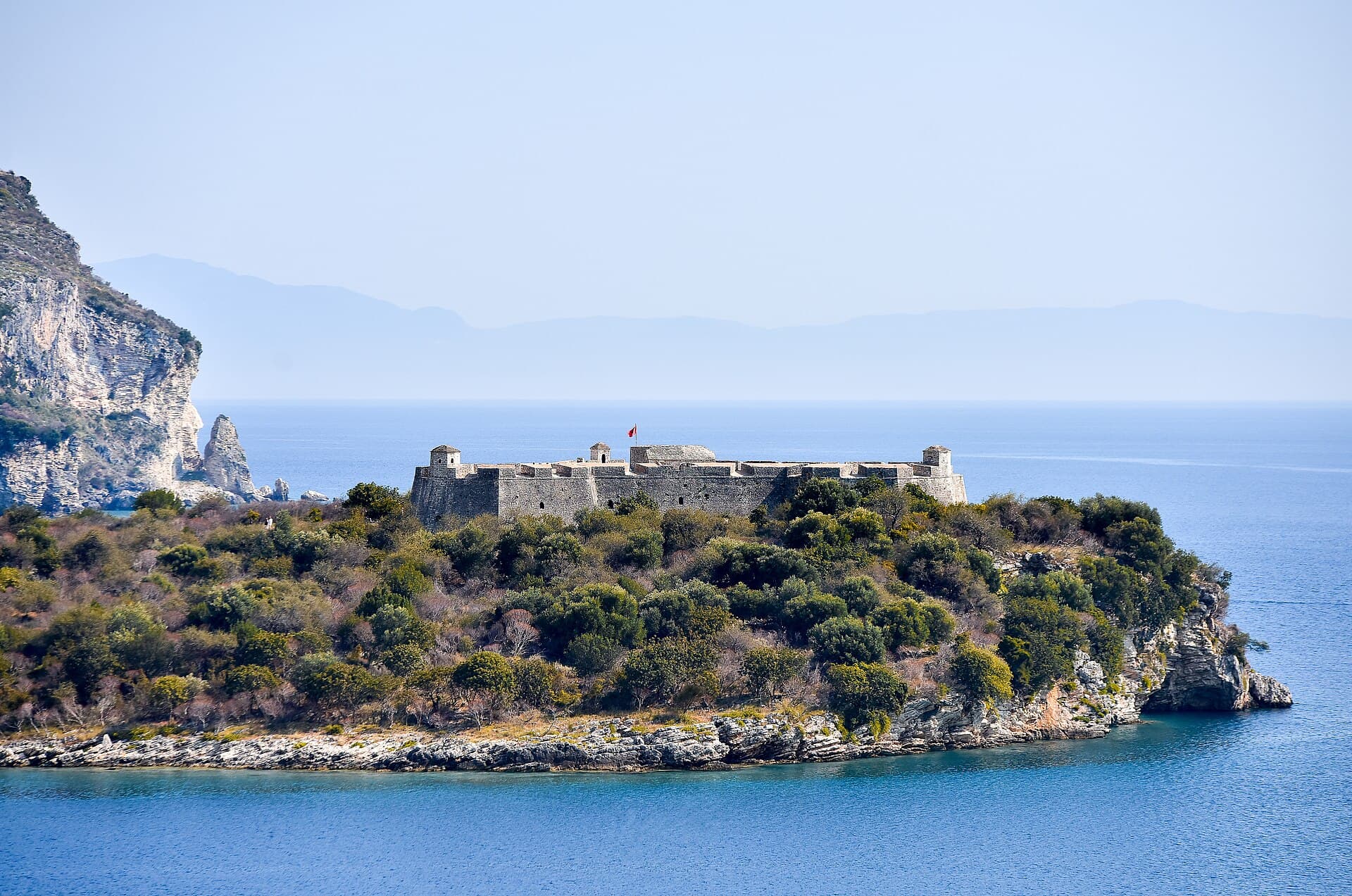 Porto Palermo Castle, Himarë