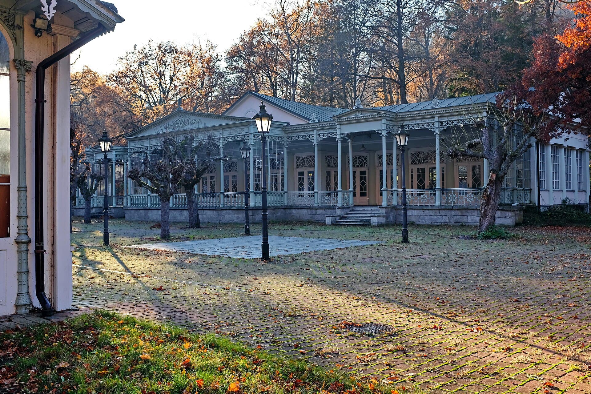 The Post Court, Karlovy Vary
