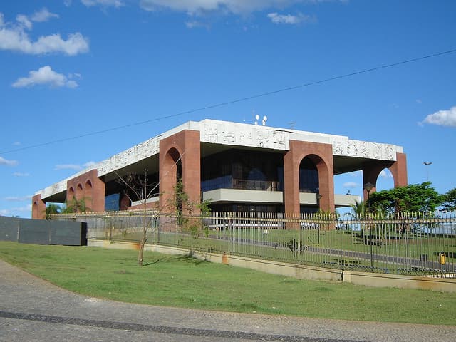 Praça dos Girassóis, Palmas