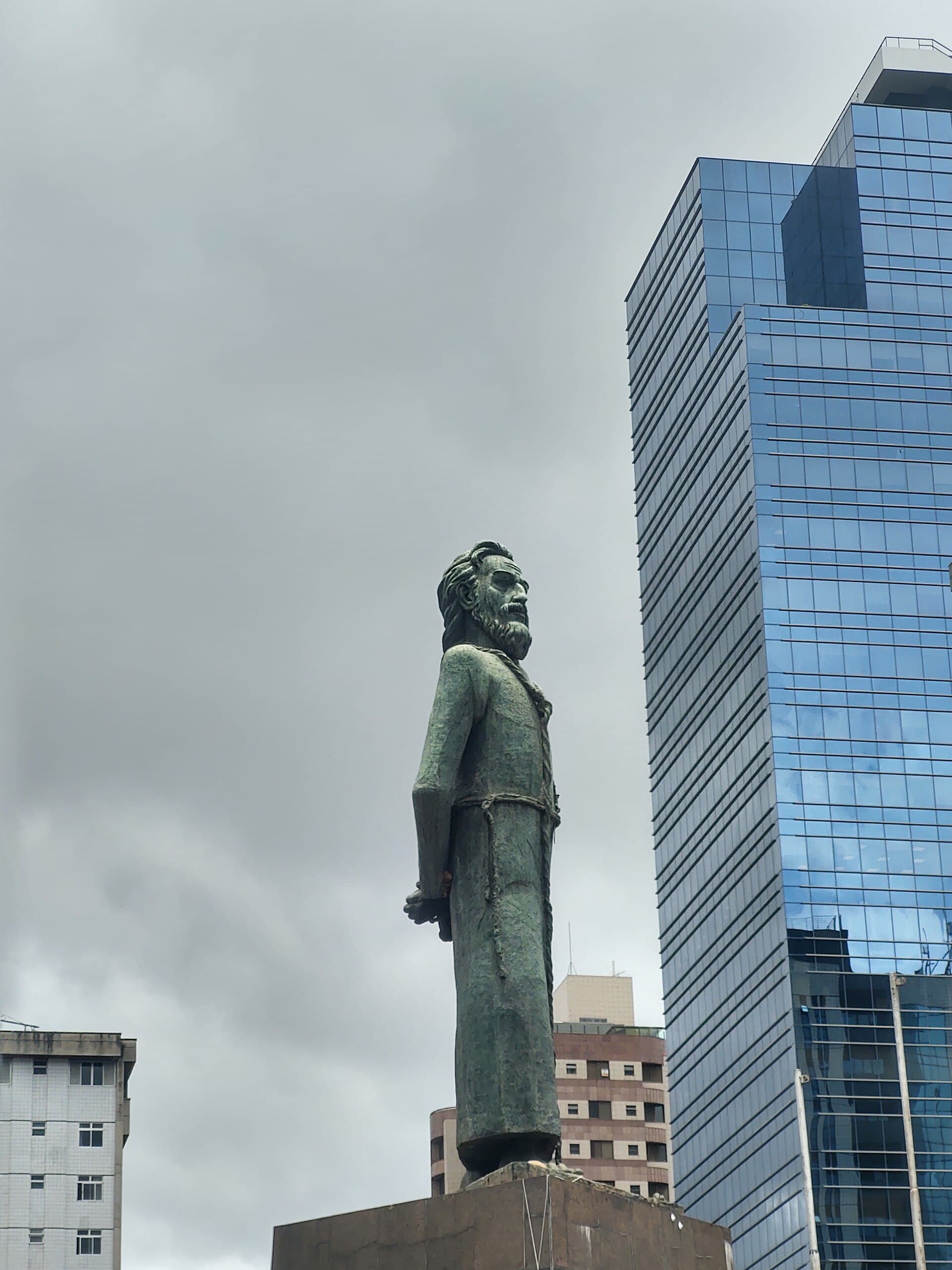 Praça Tiradentes (Belo Horizonte), Belo Horizonte