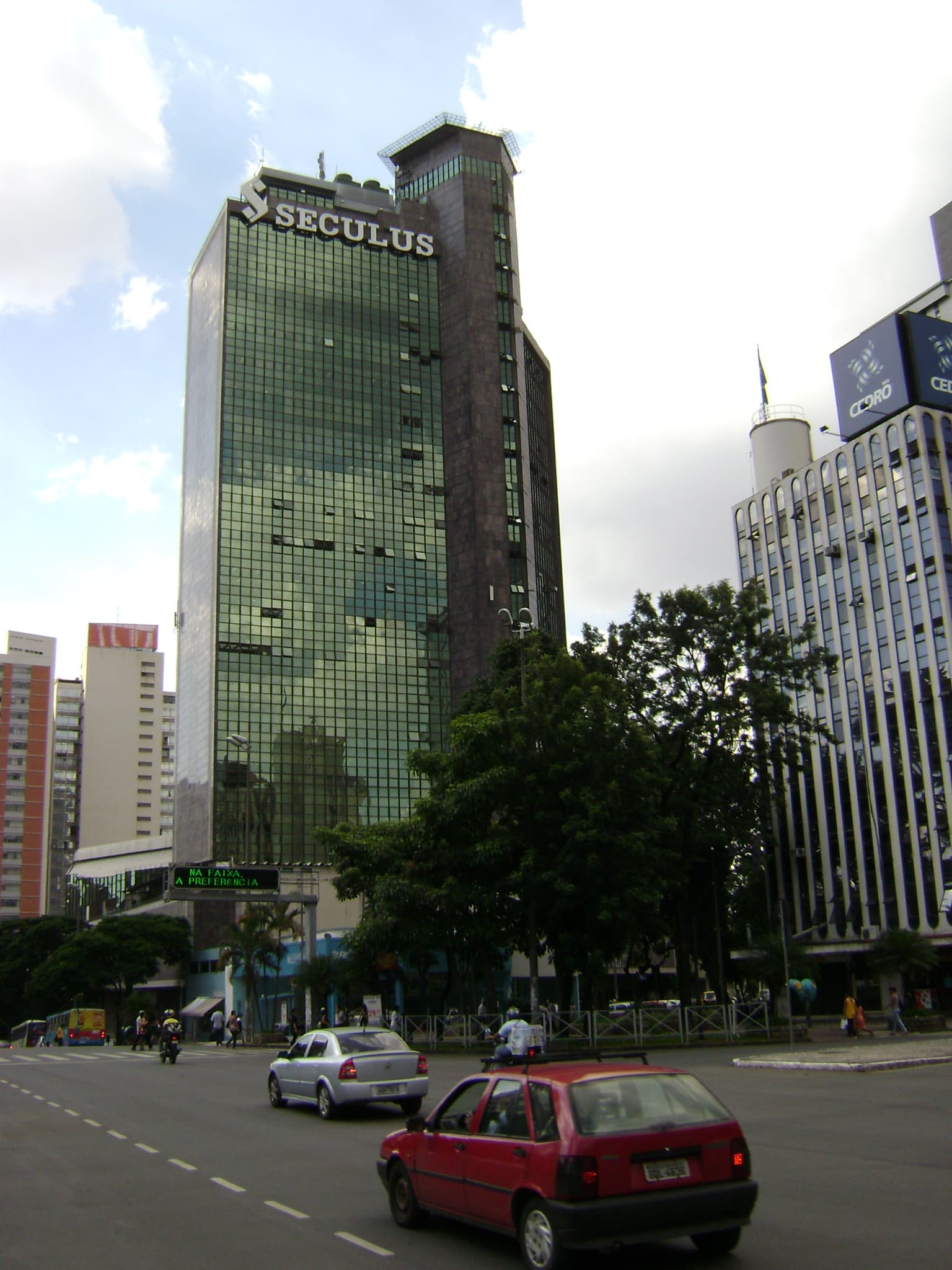 Praça Tiradentes (Belo Horizonte), Belo Horizonte