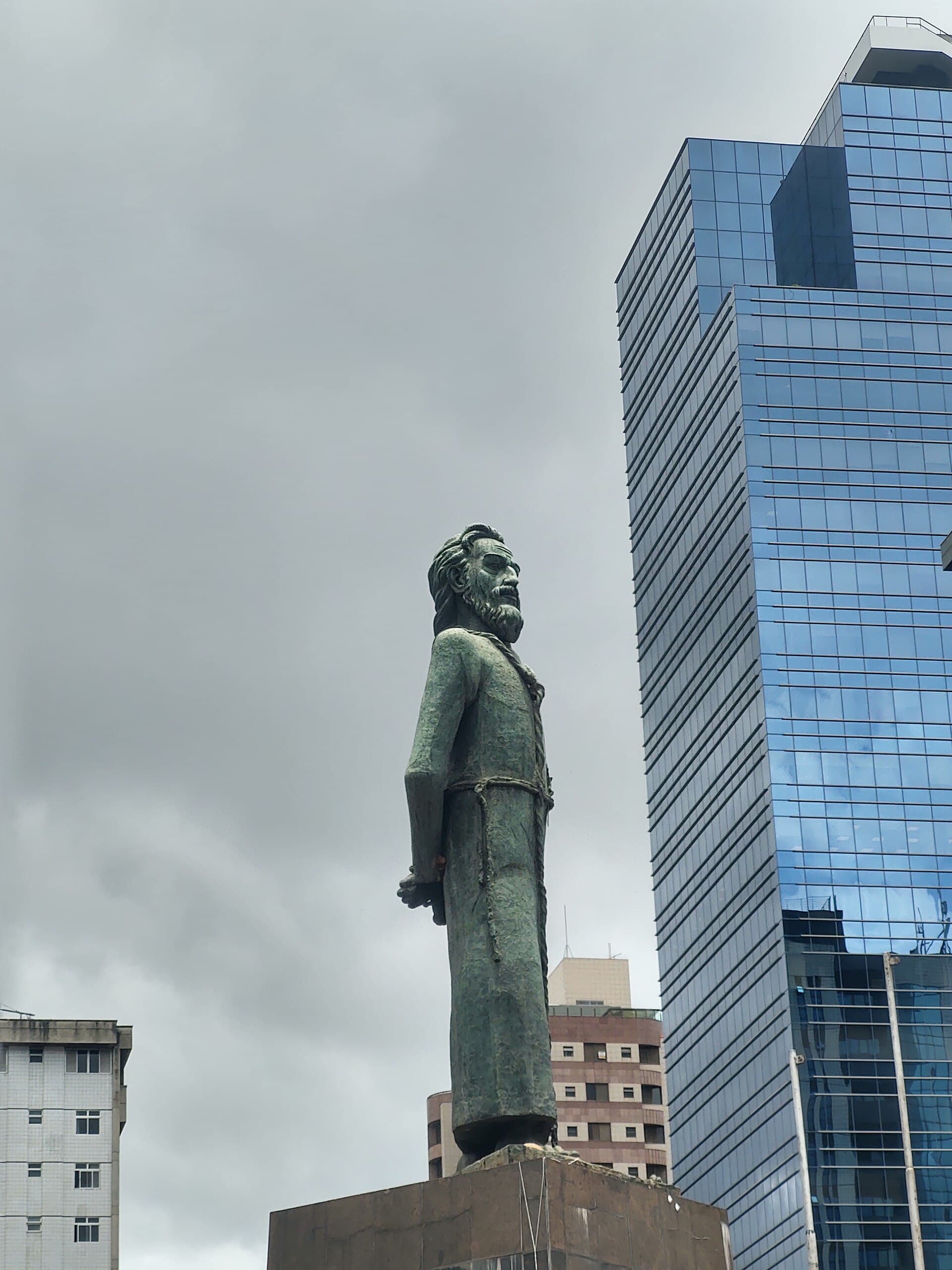 Praça Tiradentes (Belo Horizonte), Belo Horizonte