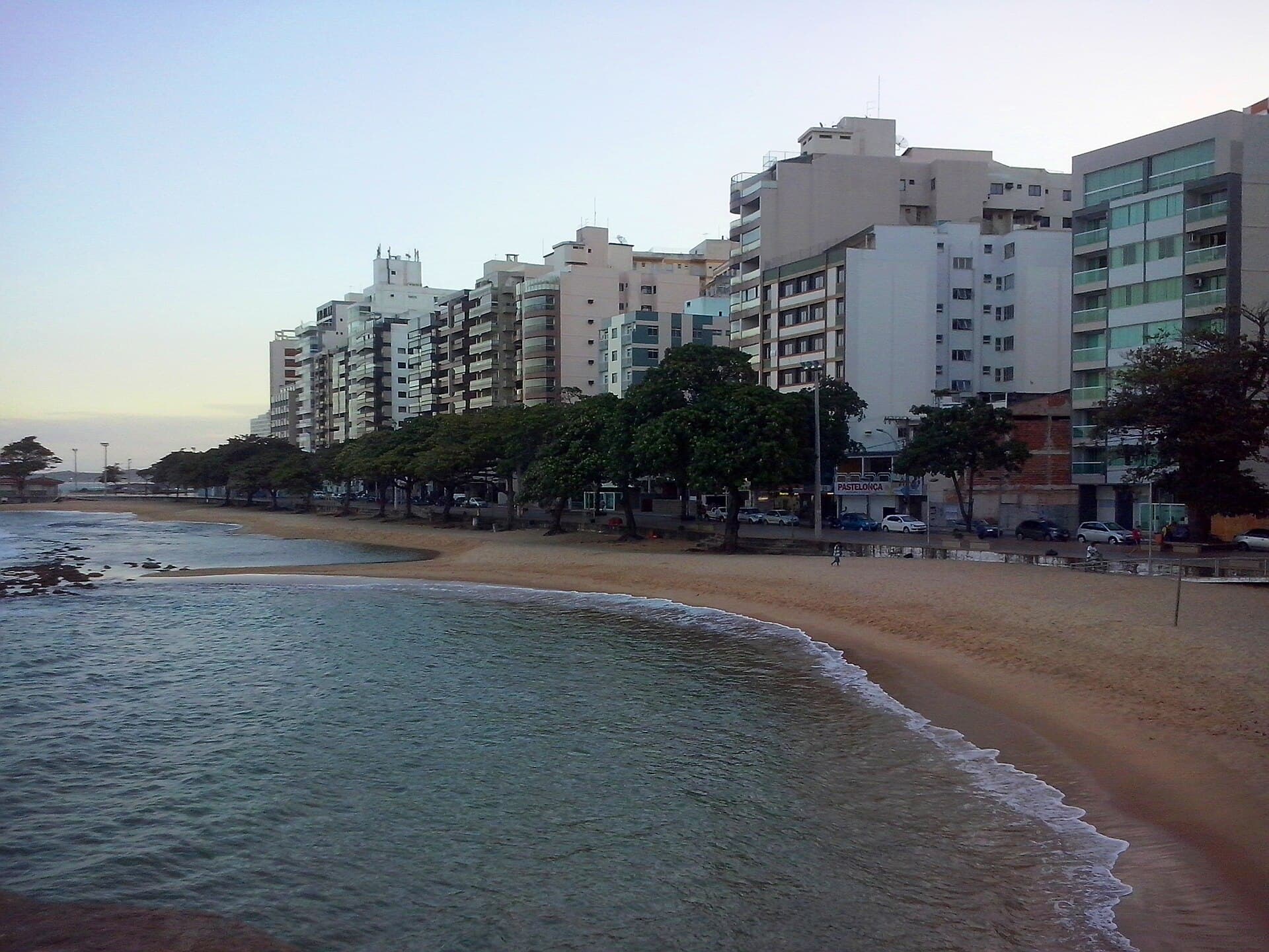Praia das Castanheiras, Guarapari
