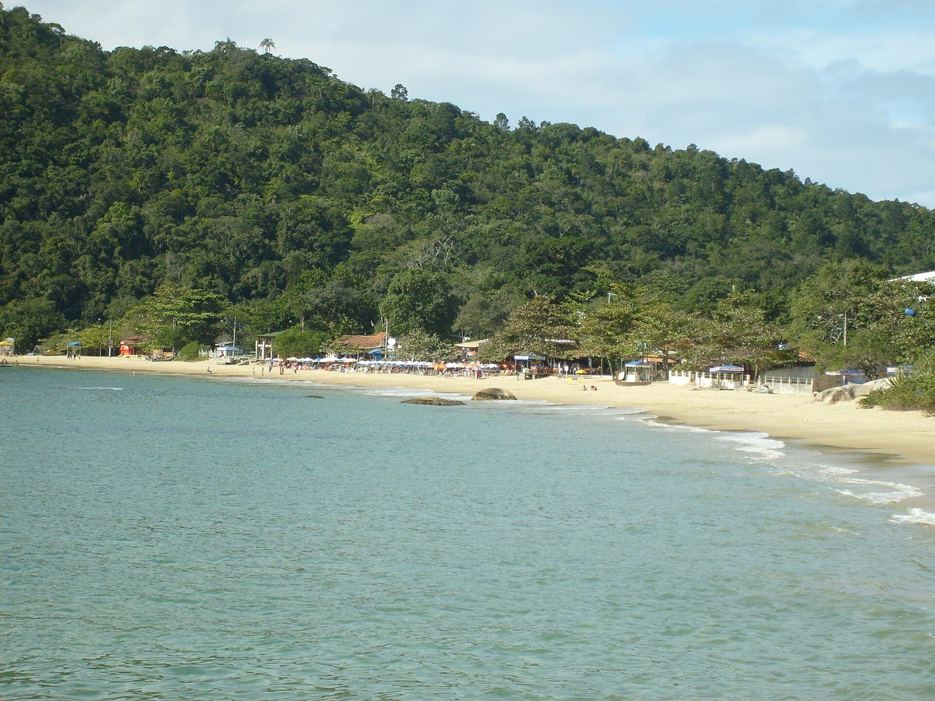 Laranjeiras Beach and the Unipraias cable car, Balneário Camboriú