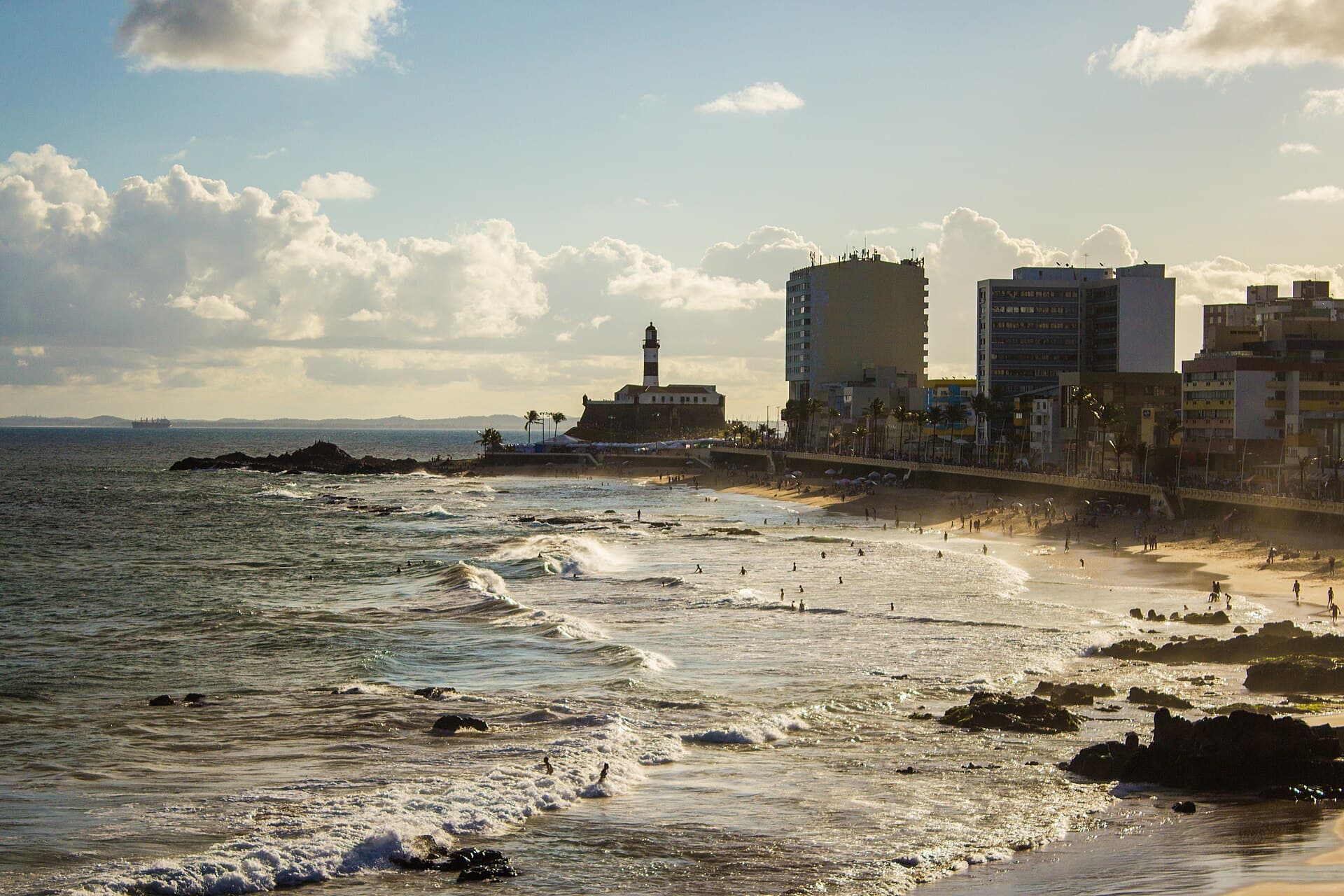 Praia do Farol da Barra, Salvador