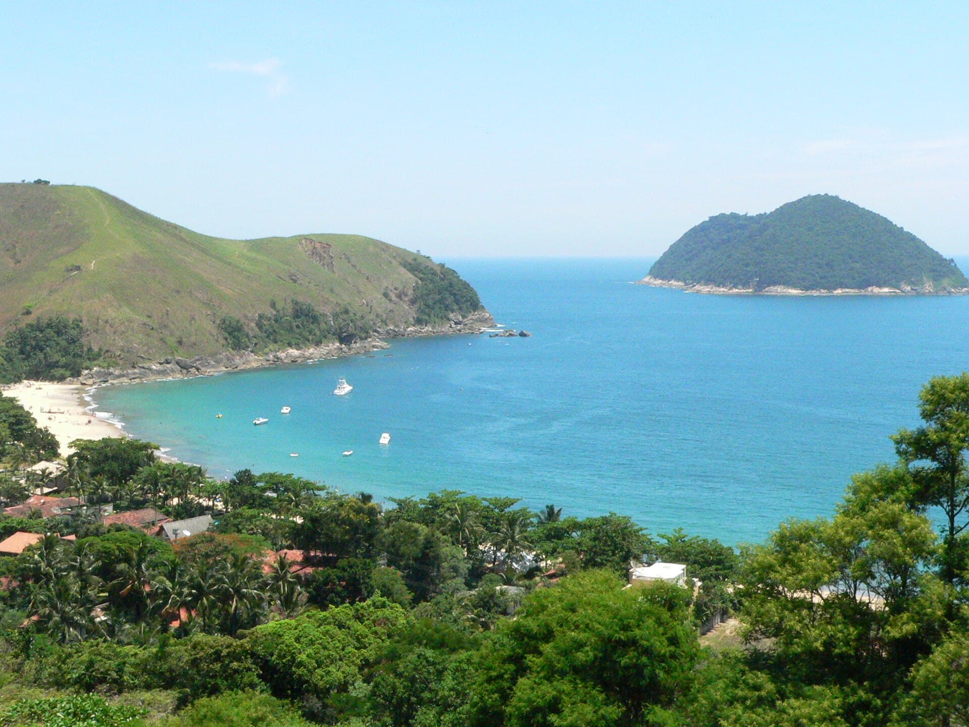 Toque-Toque Grande and Toque-Toque Pequeno, São Sebastião