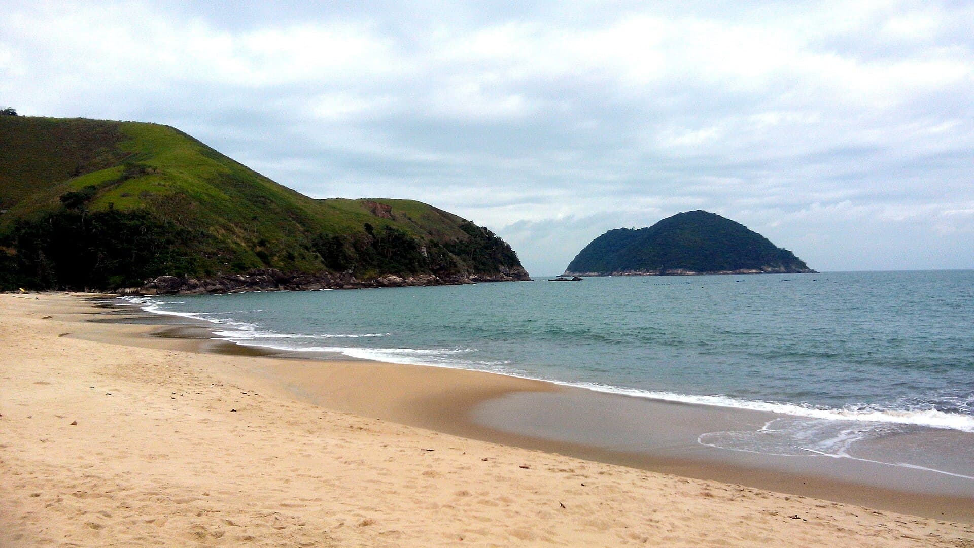 Toque-Toque Grande and Toque-Toque Pequeno, São Sebastião