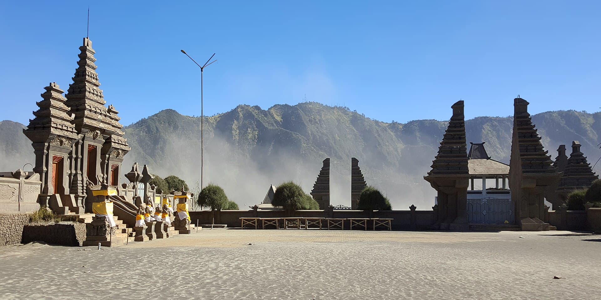 Pura Luhur Poten Temple