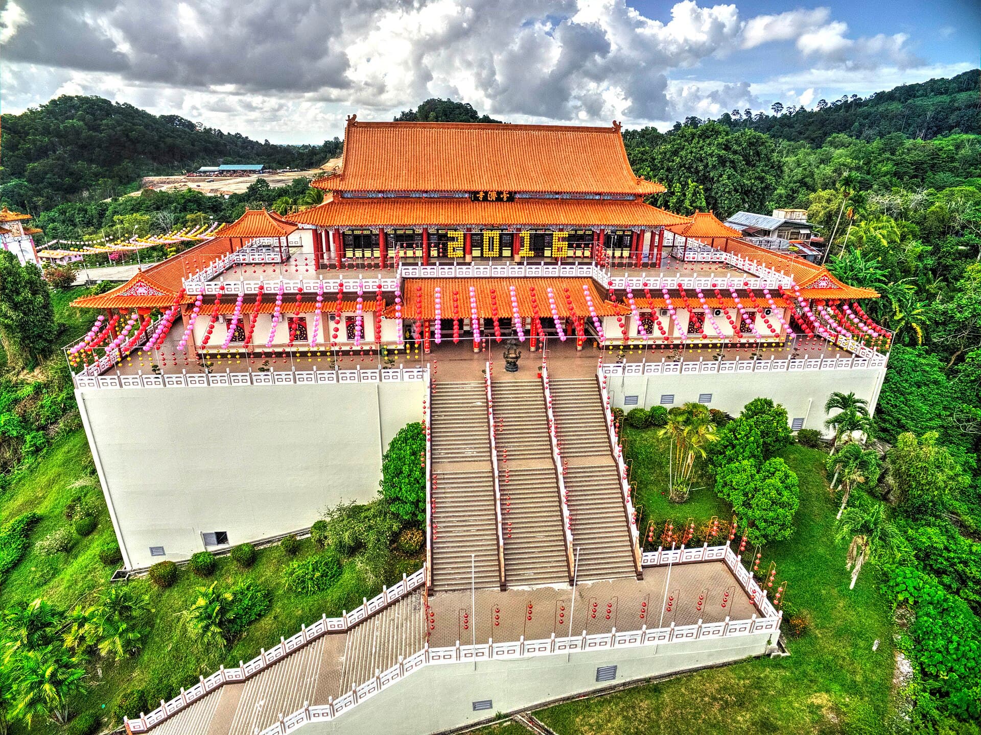 Puu Jih Shih Temple above Sandakan Bay