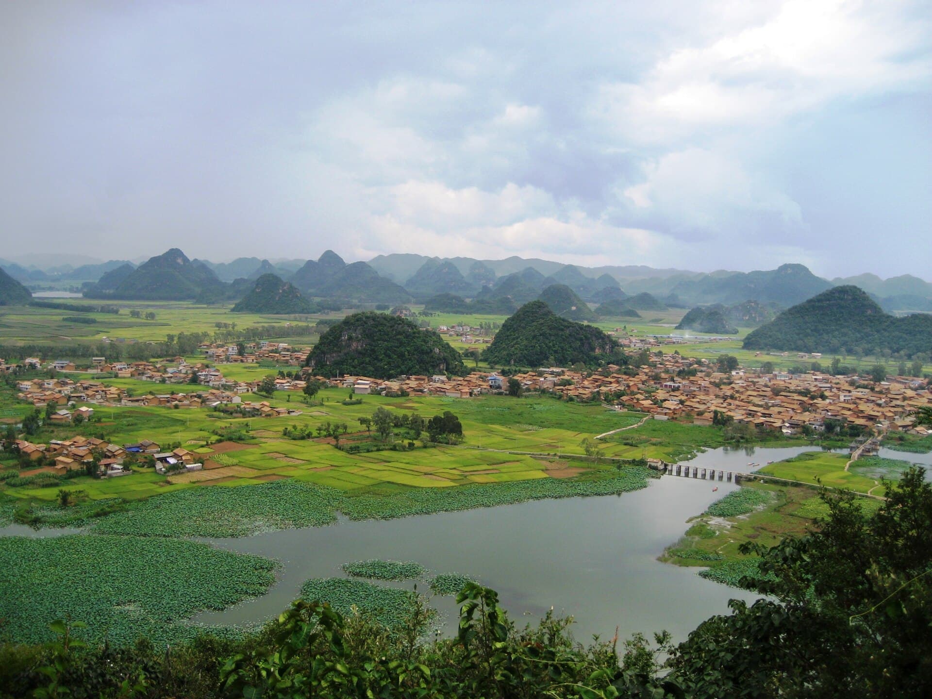 Puzhehei Lakes