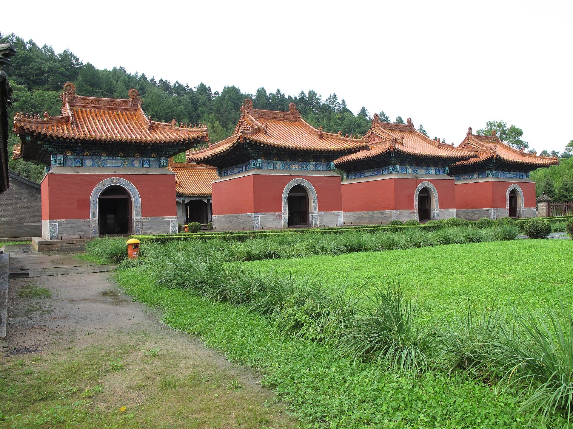 Qing Yongling Mausoleum