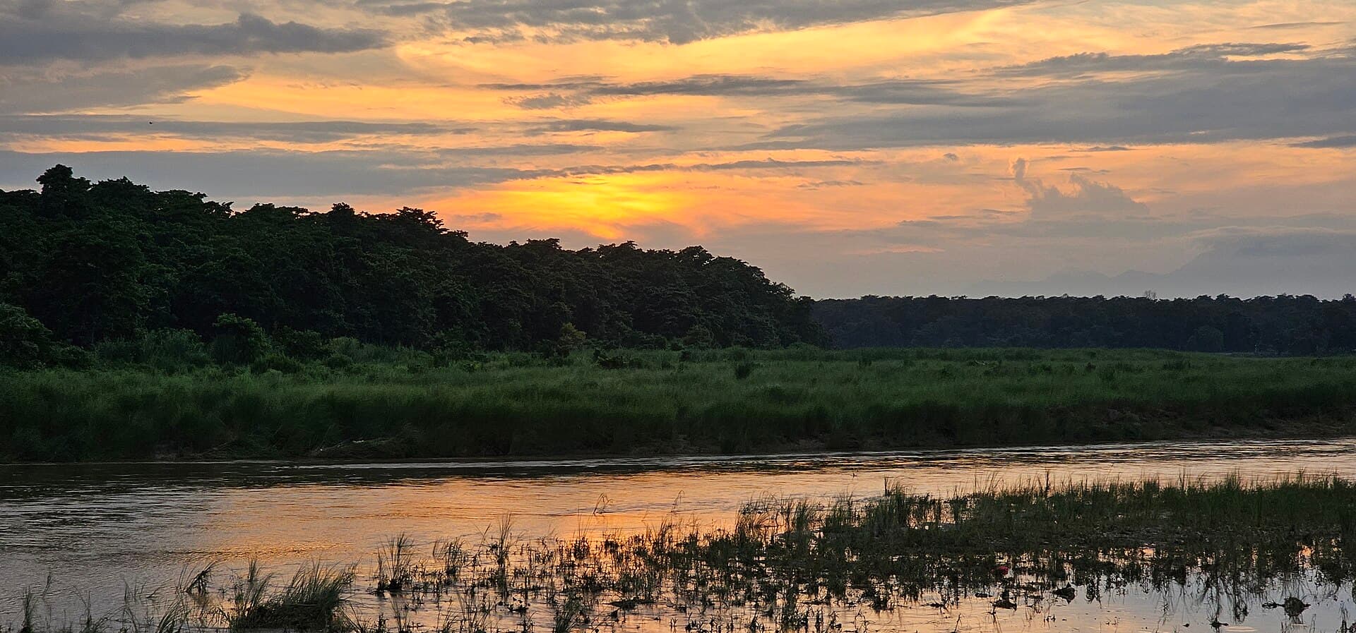 Rapti River, Sauraha